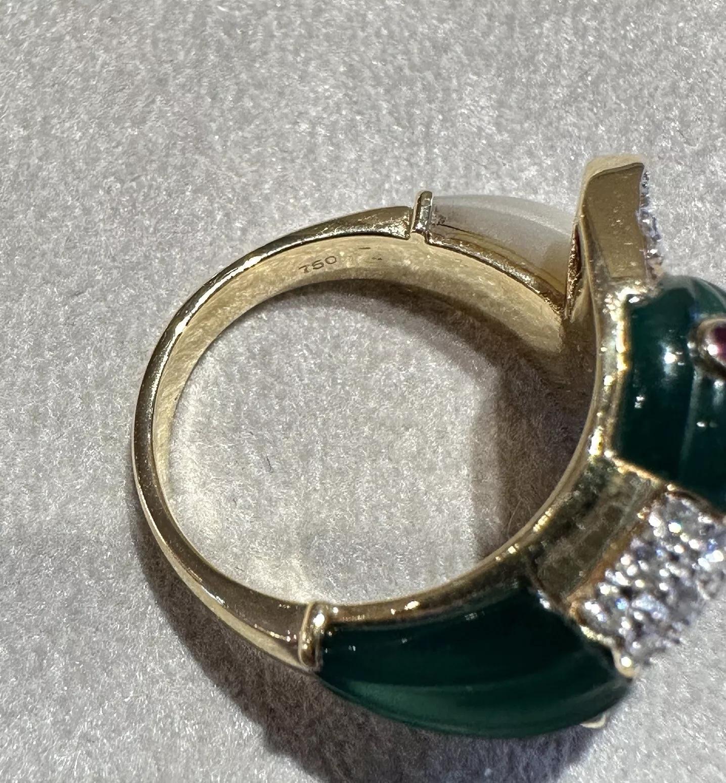 Carved Duck Heads Crossover Ring with Diamonds in 18k Yellow Gold 1