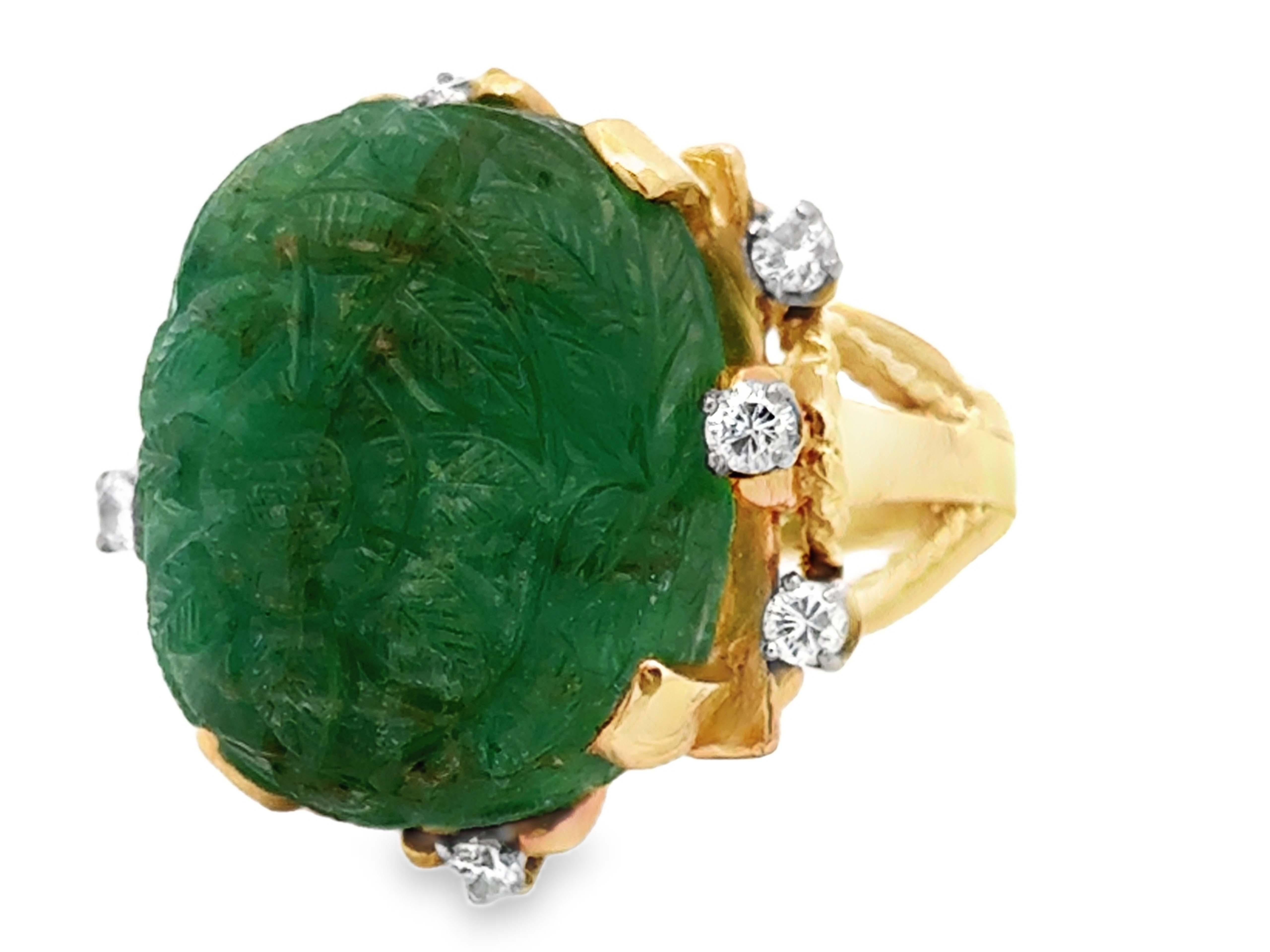 Carved Emerald and Diamond Cocktail Ring 14k Yellow Gold In Excellent Condition For Sale In Honolulu, HI