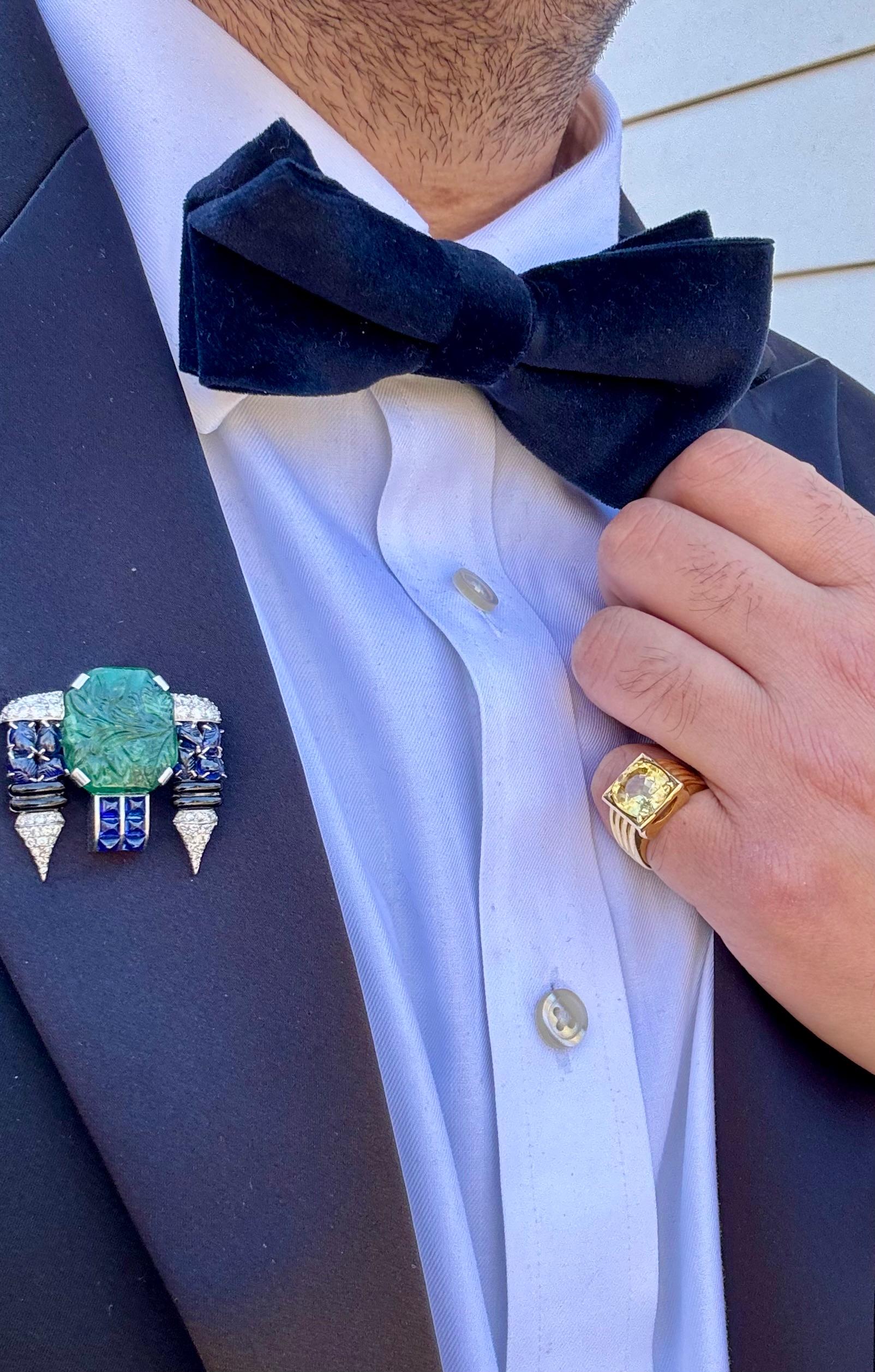 Women's or Men's Art Deco Carved Emerald, Sapphire, Onyx & Diamond Brooch For Sale