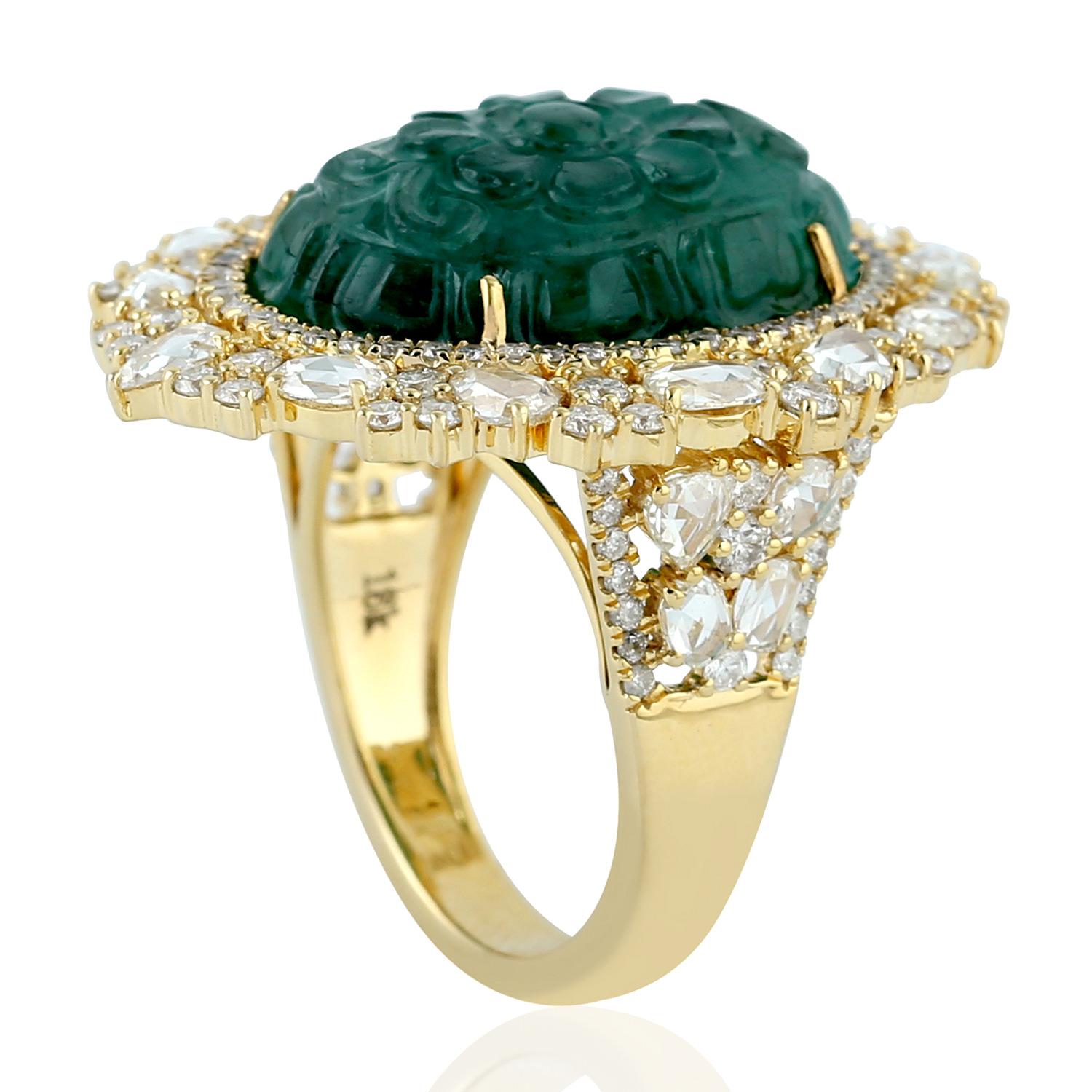 Mixed Cut Carved Emerald Cocktail Ring With Diamonds In 18k Yellow Gold For Sale