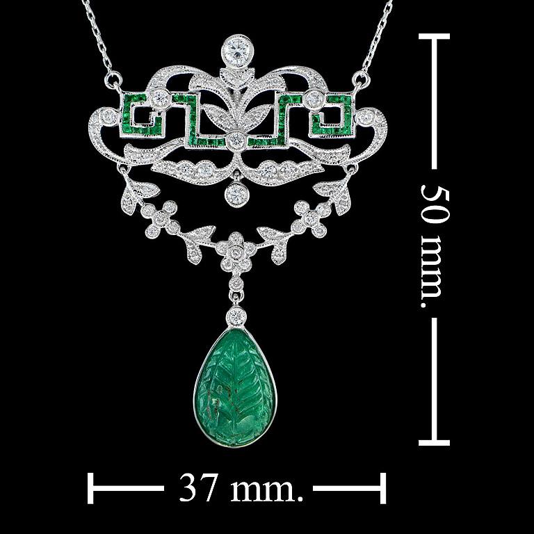Carved Emerald Diamonds Necklace 3