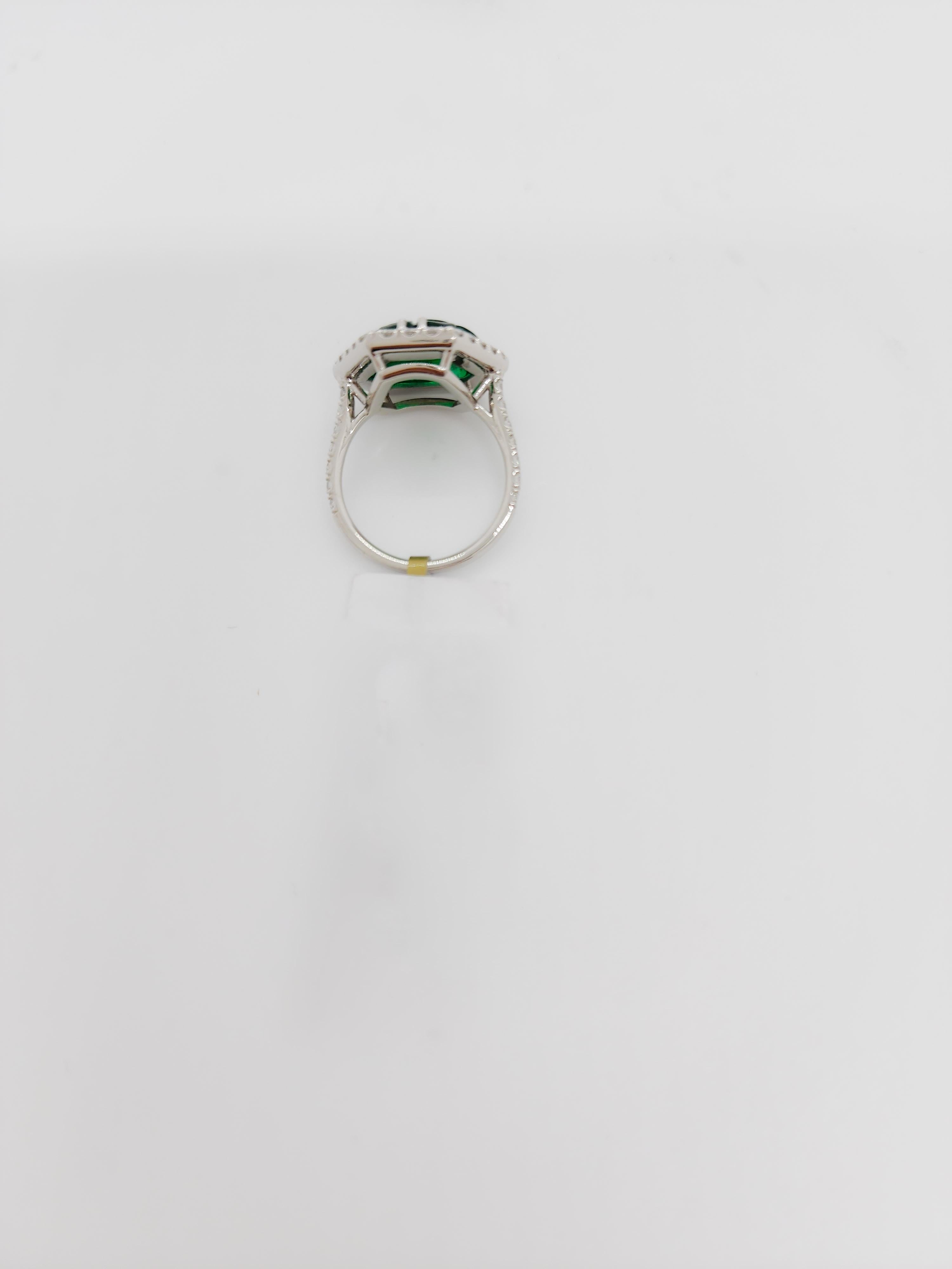 Carved Emerald Fancy Shape and White Diamond Round Ring in Platinum For Sale 1