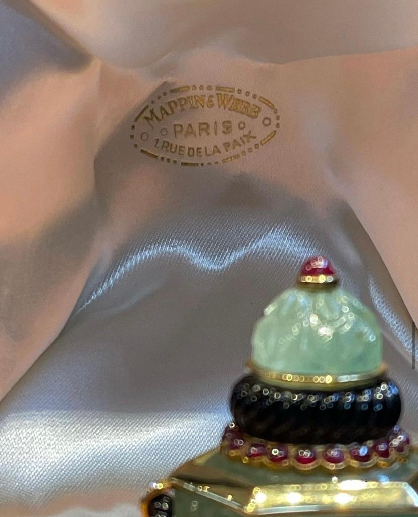 Parfümflaschenflasche mit geschnitztem Smaragd von Mappin und Webb 4