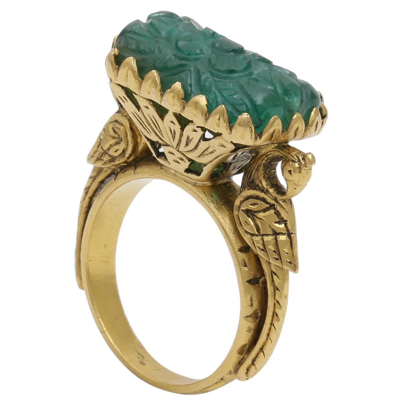 Carved Emerald Ring with Intricate Work Handcrafted Work in 22 Karat Yellow Gold For Sale