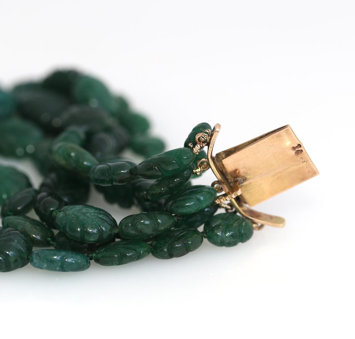 Carved Emeralds Rose-Cut Diamonds Bracelet, 1900 For Sale 3
