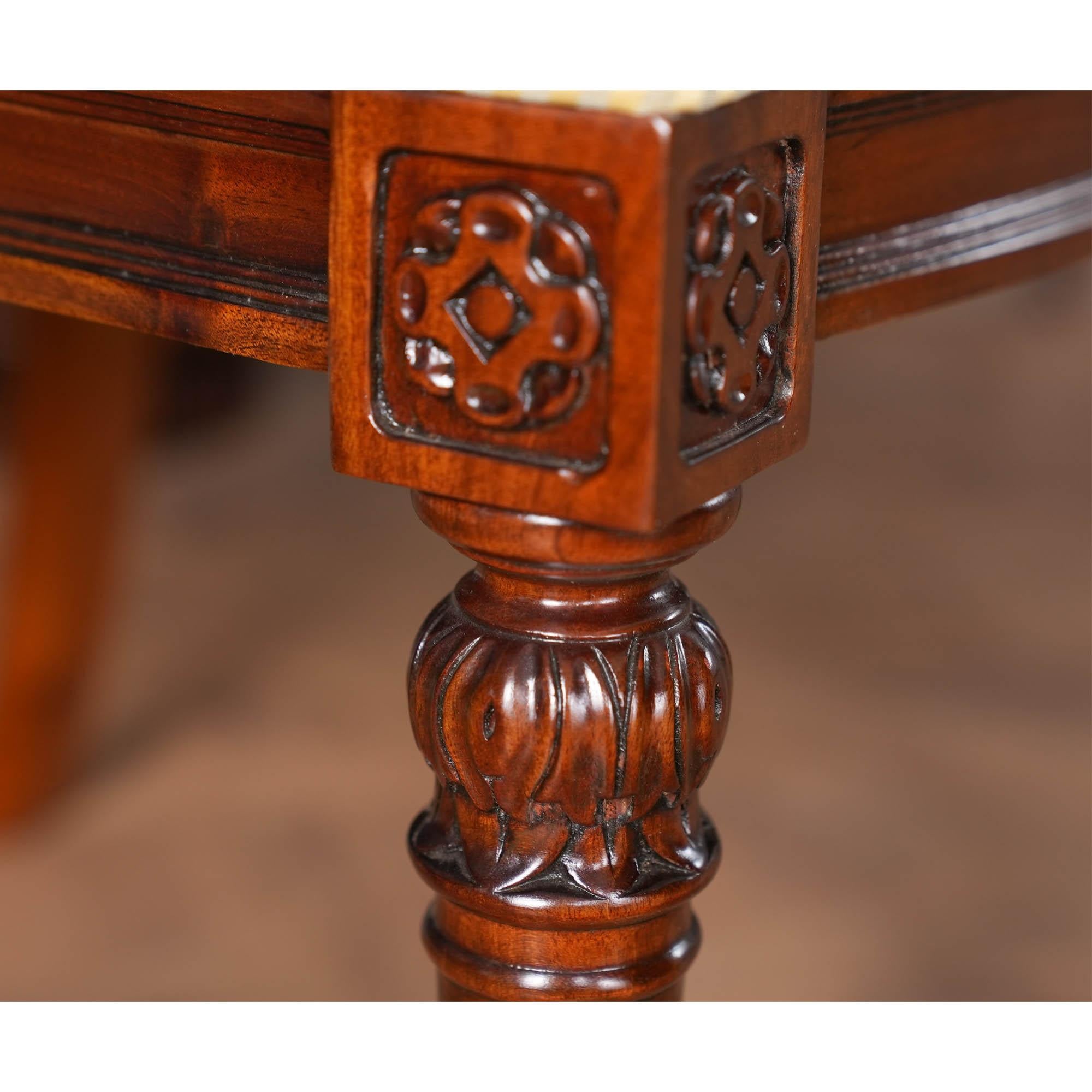 Chaises tapissées Empire sculptées, ensemble de 10 pièces en vente 11