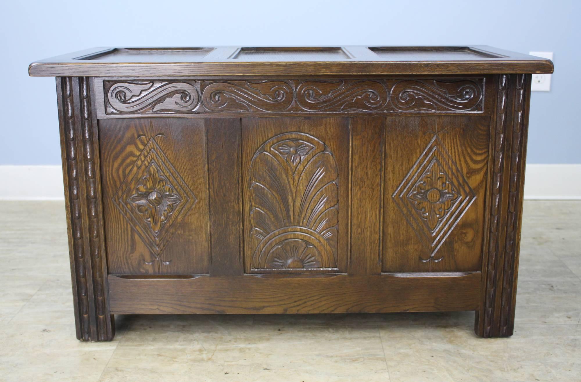 Carved English Oak Three-Panel Box or Coffer In Excellent Condition For Sale In Port Chester, NY