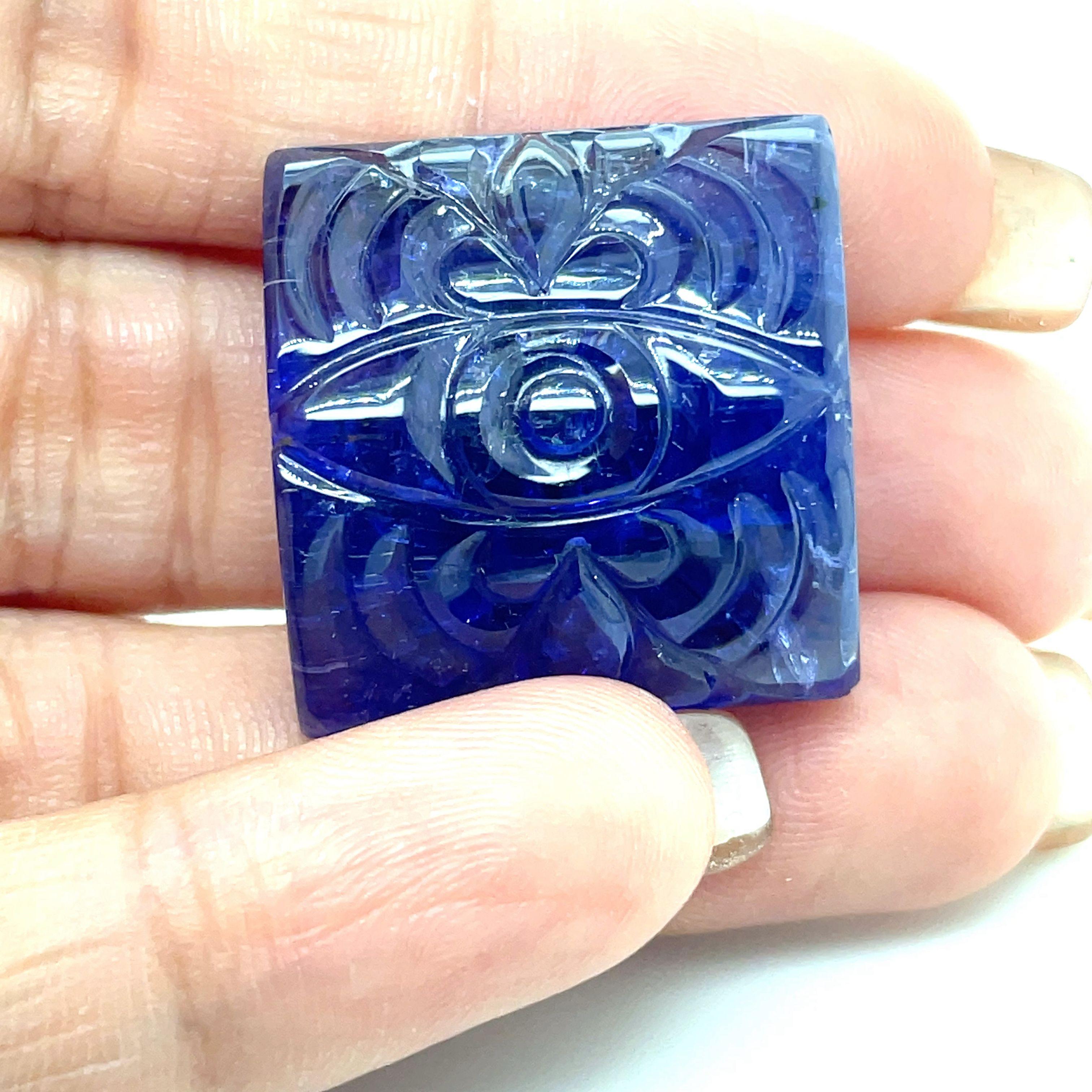 Carved Eye Tanzanite Cts 79.71 For Sale 4