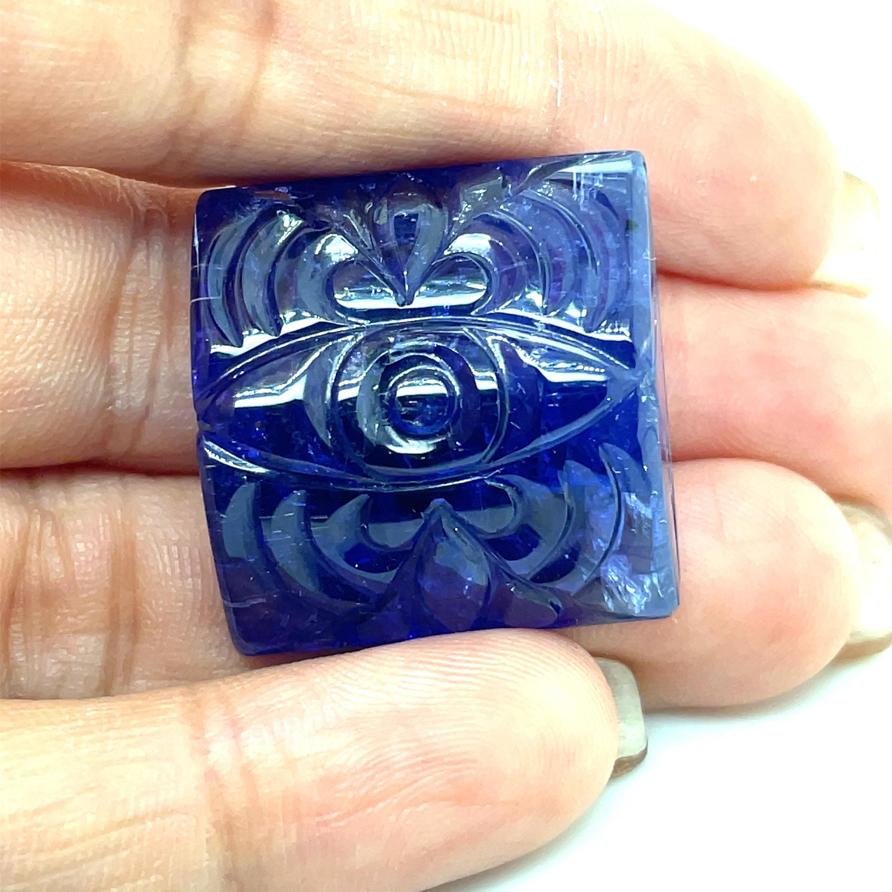 Carved Eye Tanzanite Cts 79.71 For Sale 3