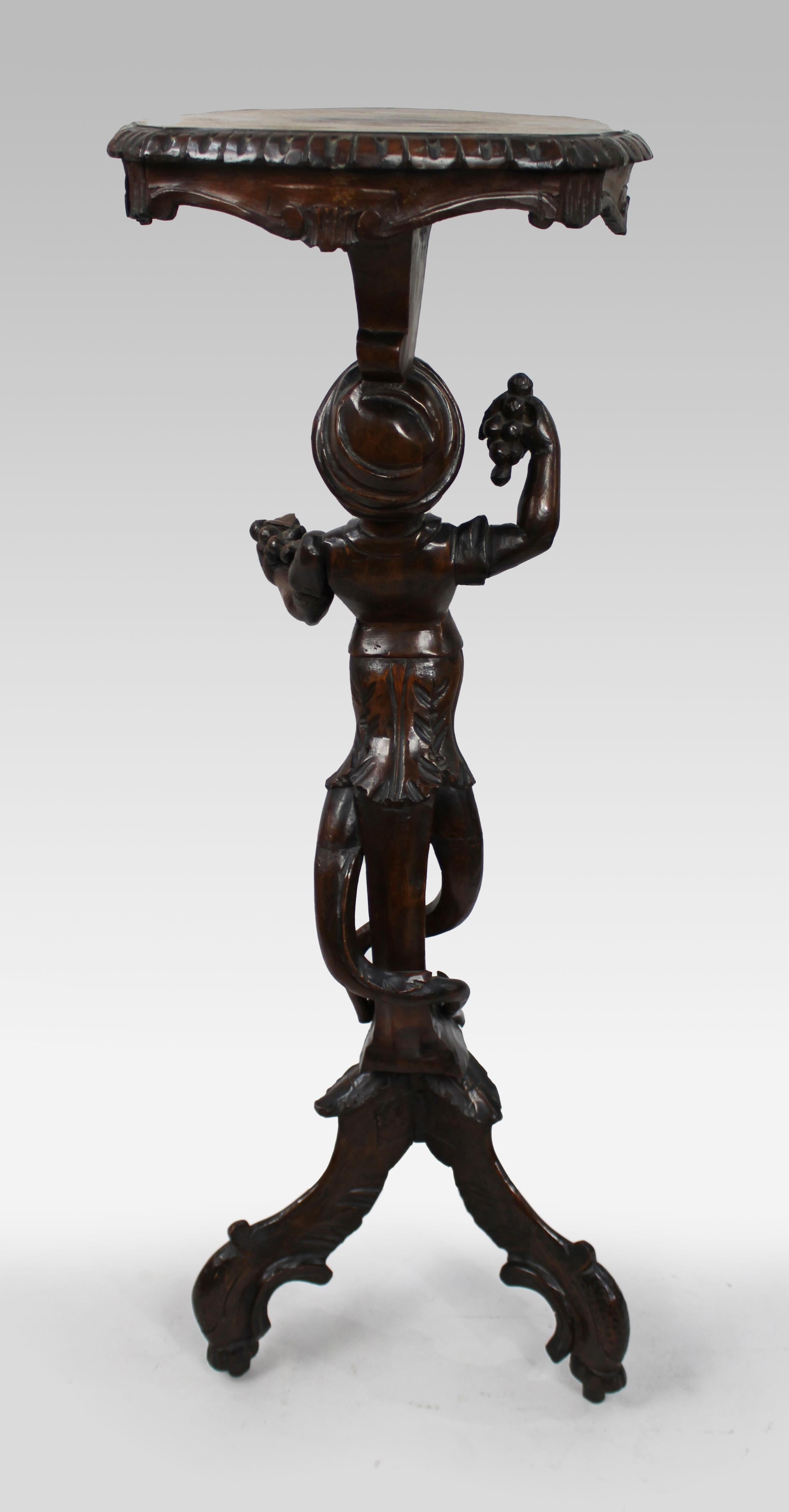 Torchiera figurata intagliata in stile XVIII secolo, CIRCA 1890 in vendita 3