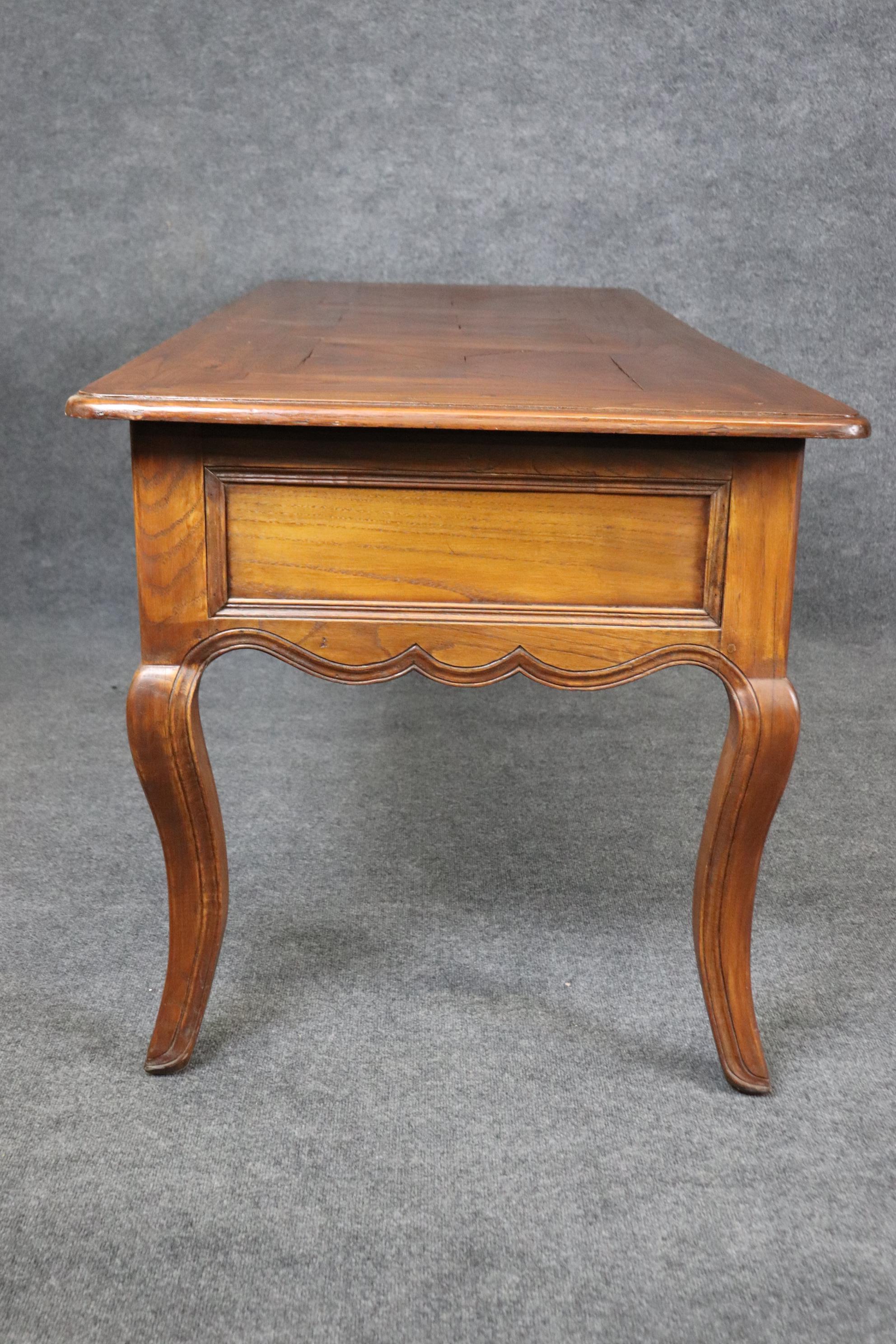 Carved Floral Back 18th Century Country French Carved Walnut Writing Desk  For Sale 1