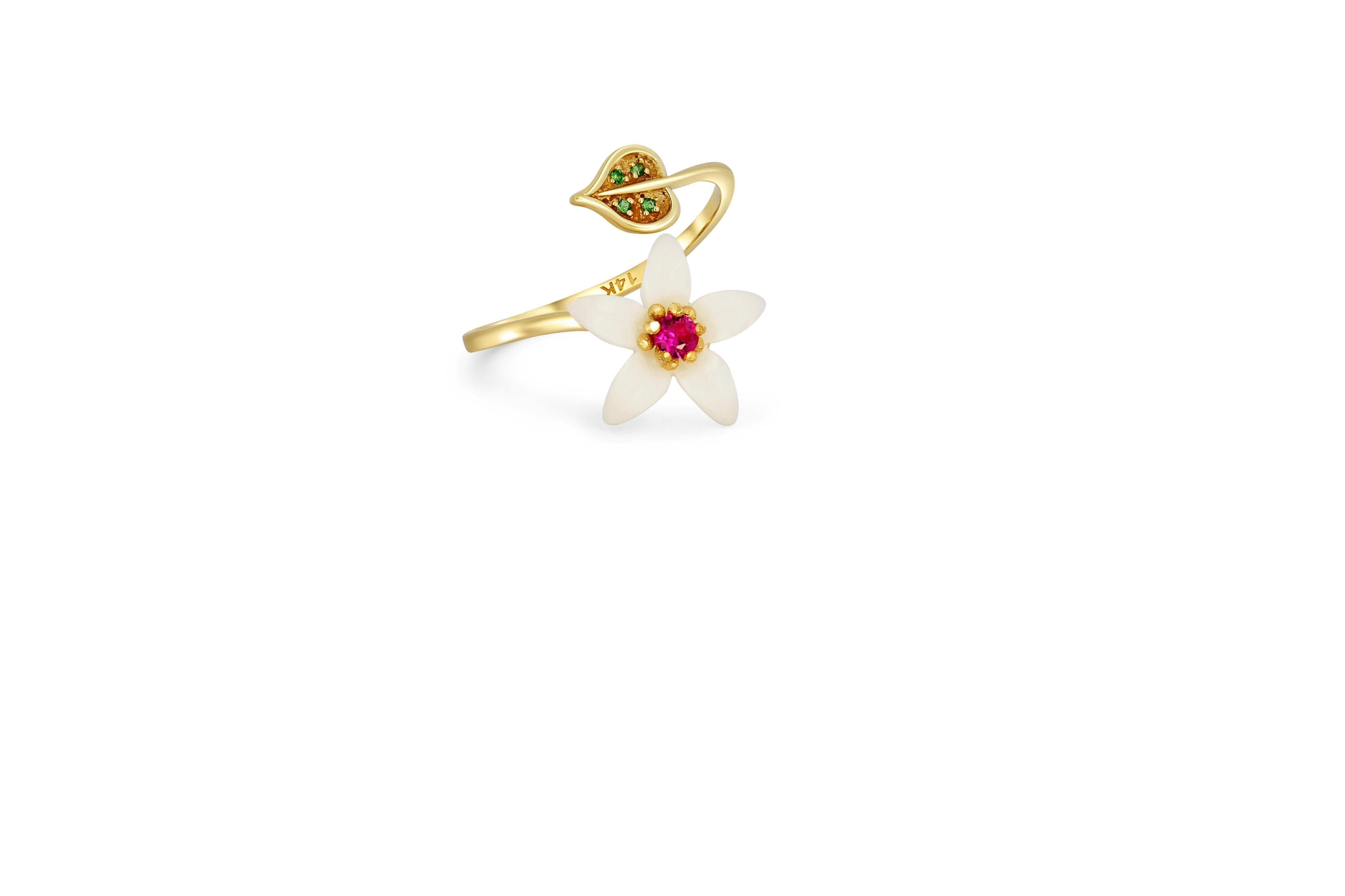 For Sale:  Carved Flower 14k ring with gemstones 2