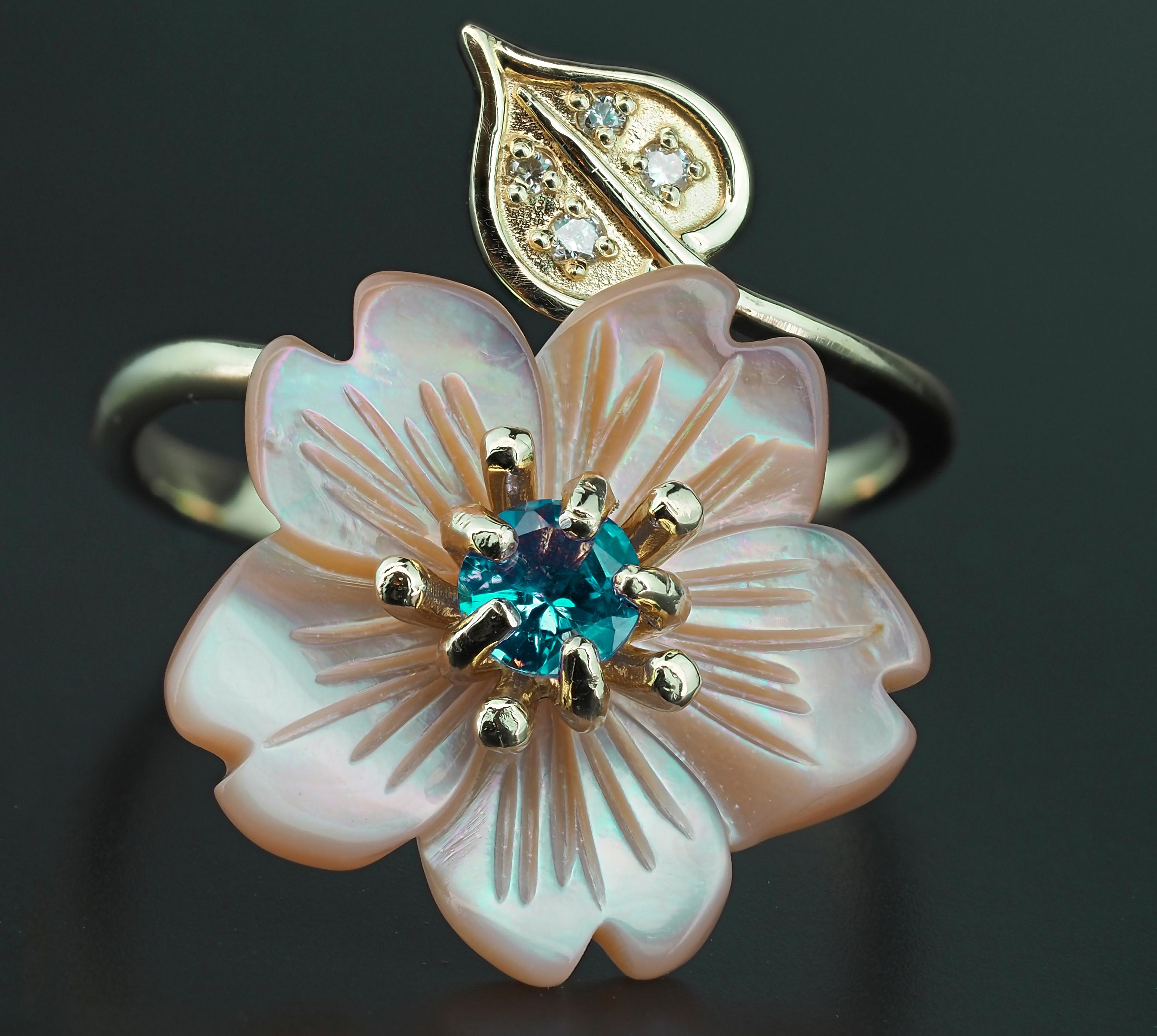 Modern Carved Flower 14k ring with gemstones For Sale