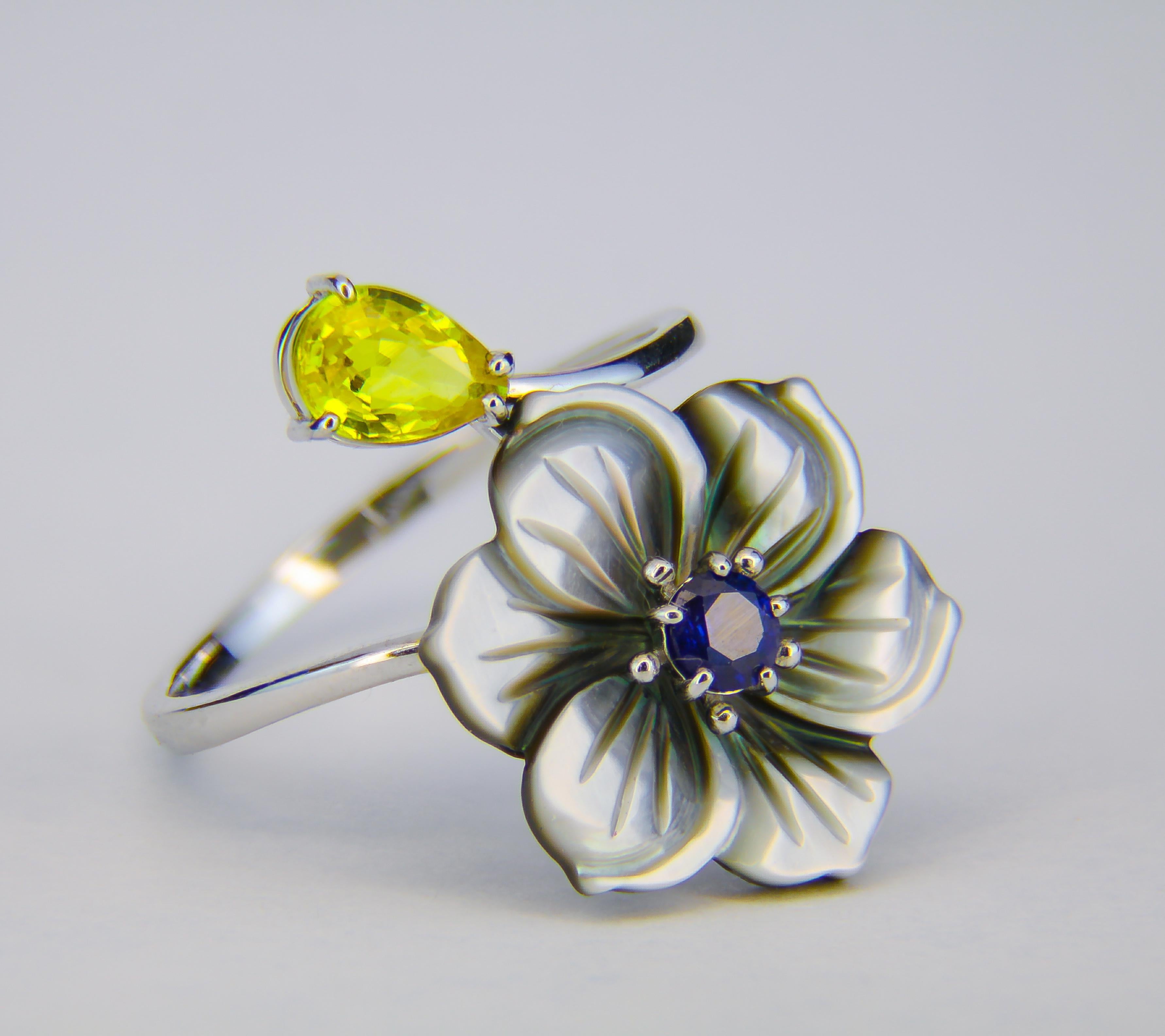 in vendita:  Anello Fiore intagliato 14k con pietre preziose 3