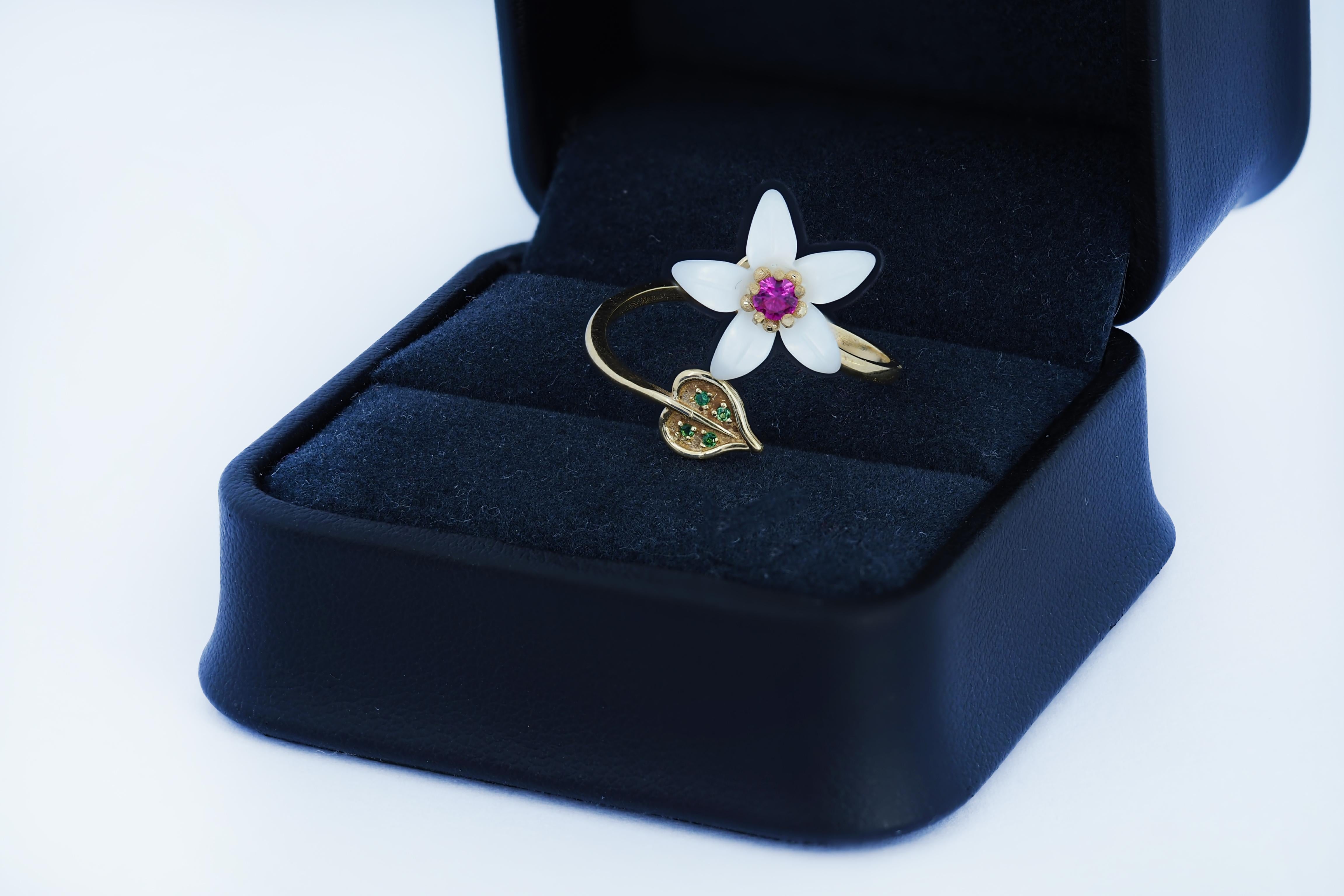 For Sale:  Carved Flower 14k ring with gemstones 4