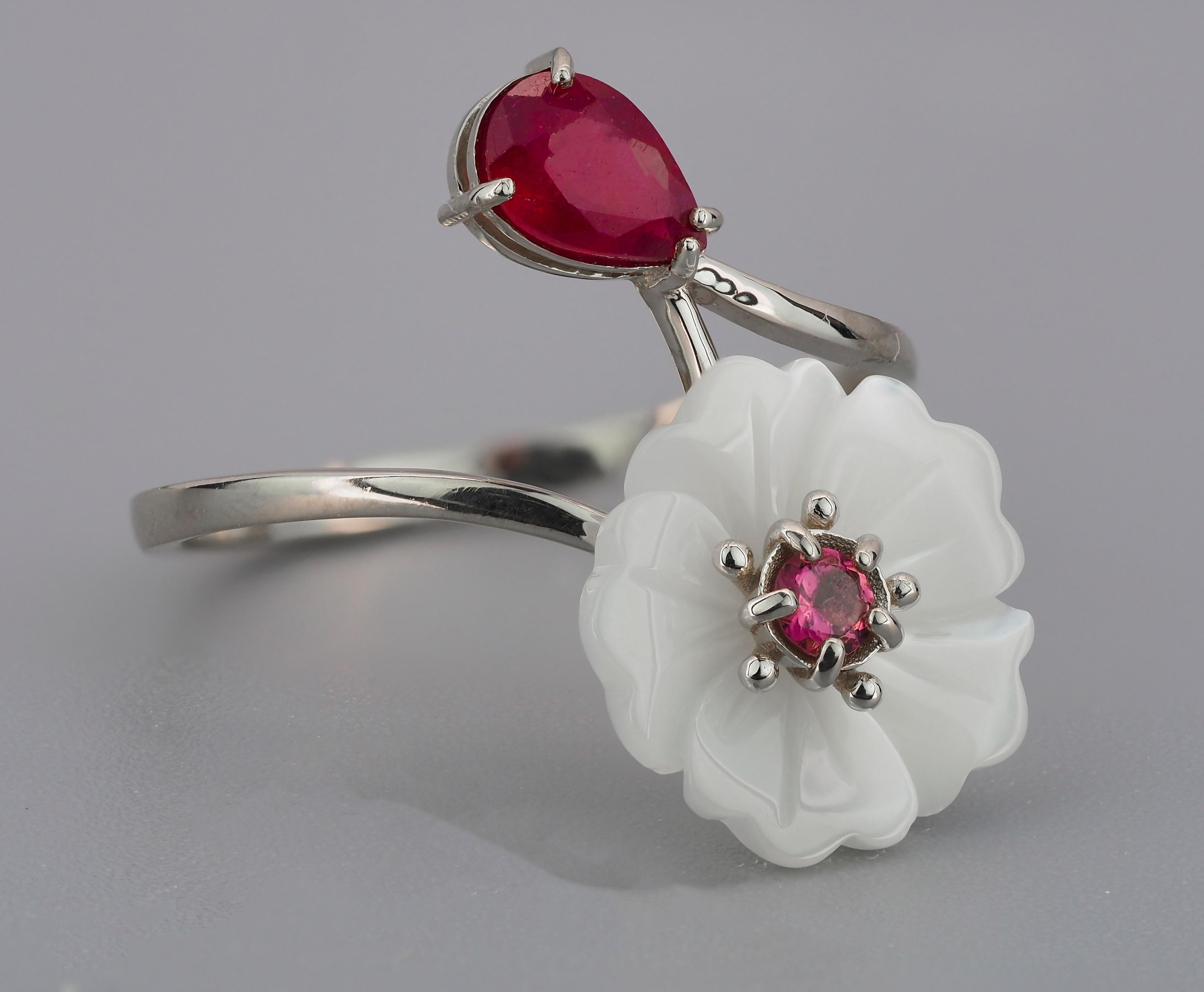 For Sale:  Carved Flower 14k ring with gemstones 5