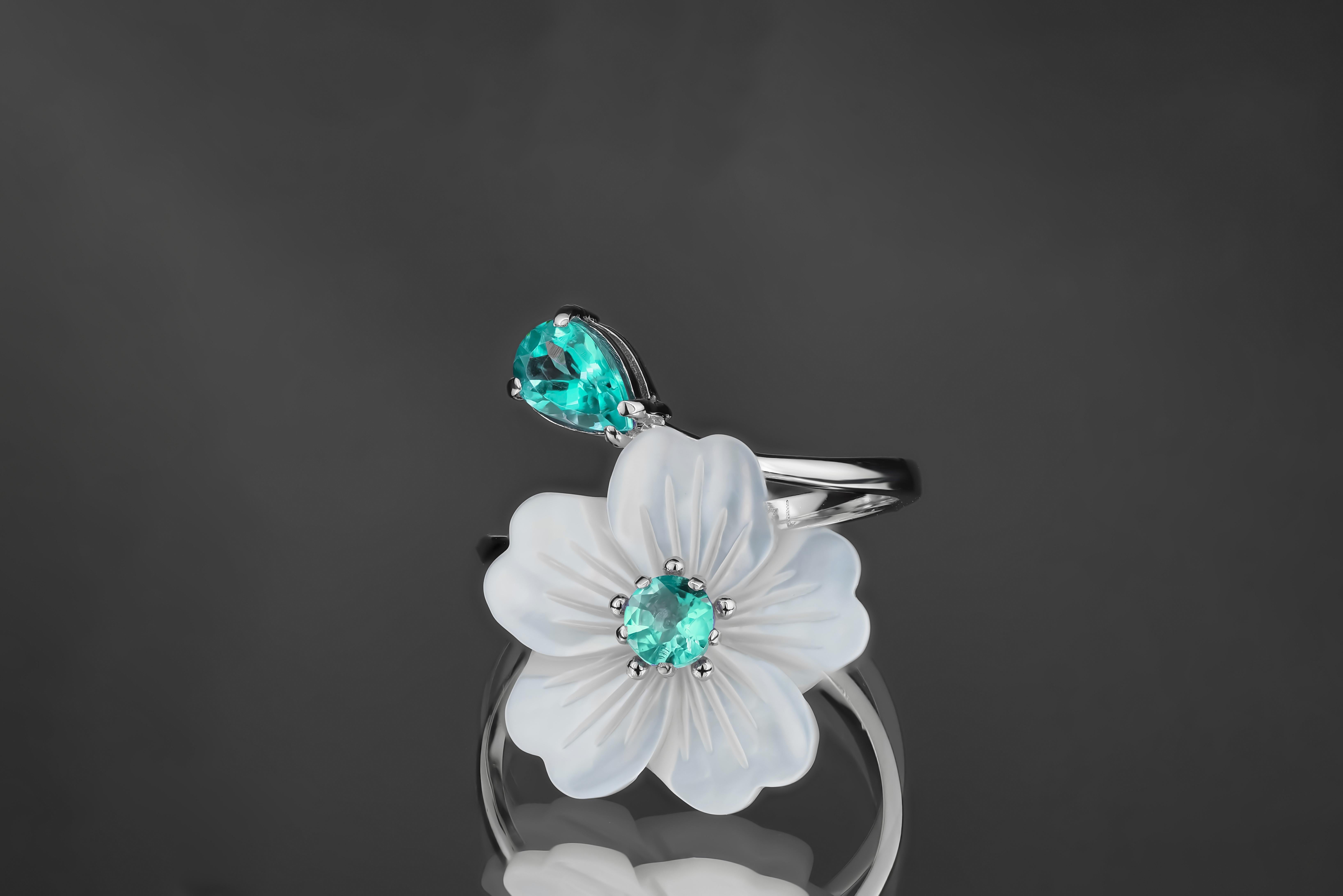 For Sale:  Carved Flower 14k ring with gemstones 6