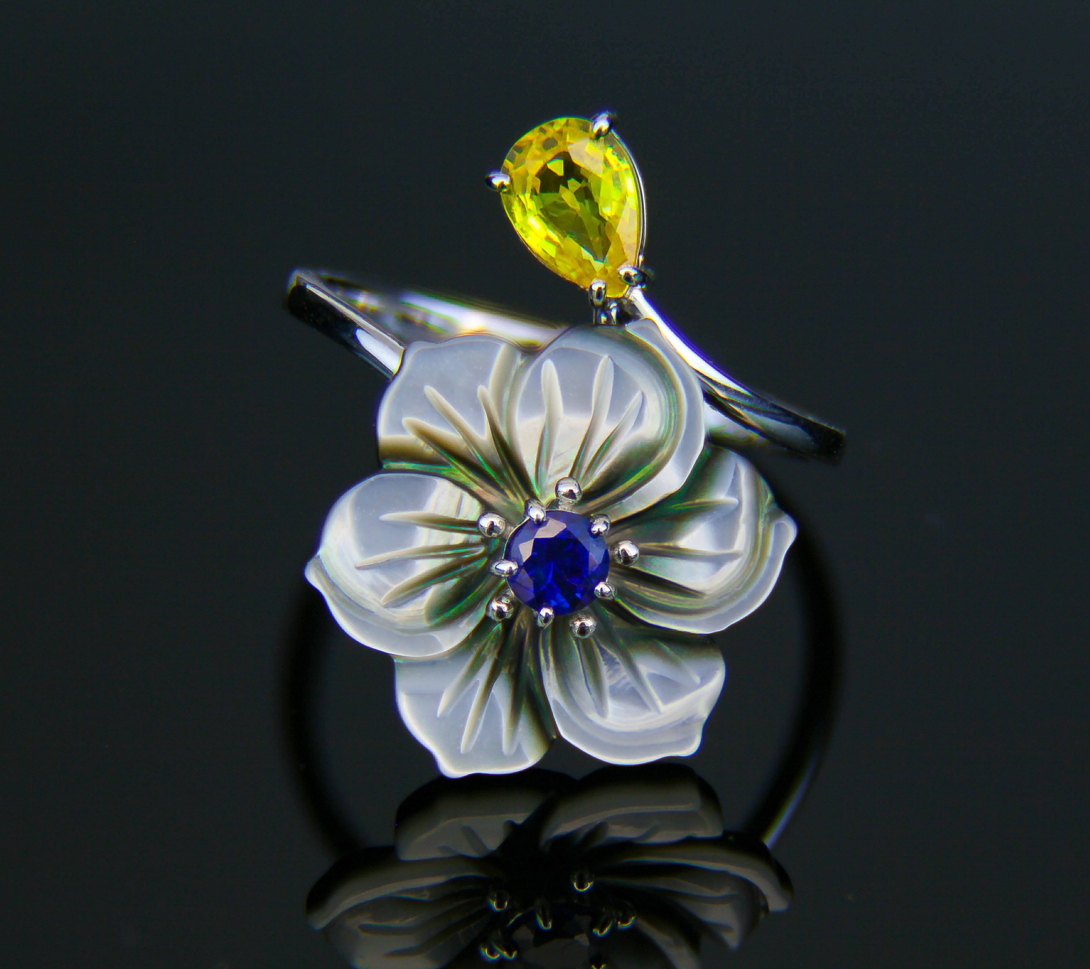 Carved Flower 14k ring with gemstones 2