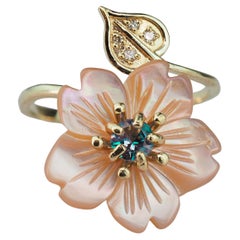 Carved Flower 14k ring with gemstones. 