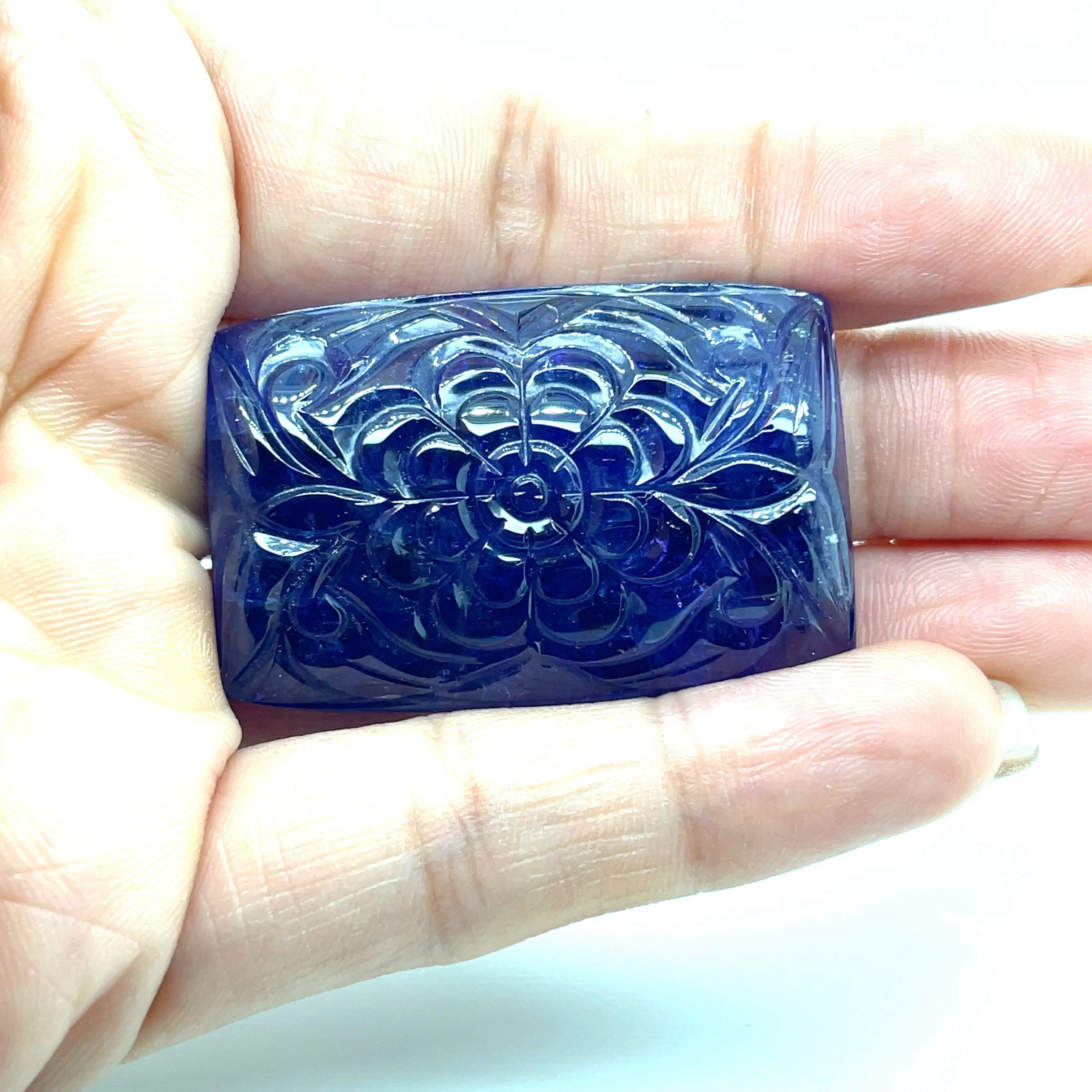 Carved Flower Rectangular Tanzanite Cts 176.08 For Sale 4
