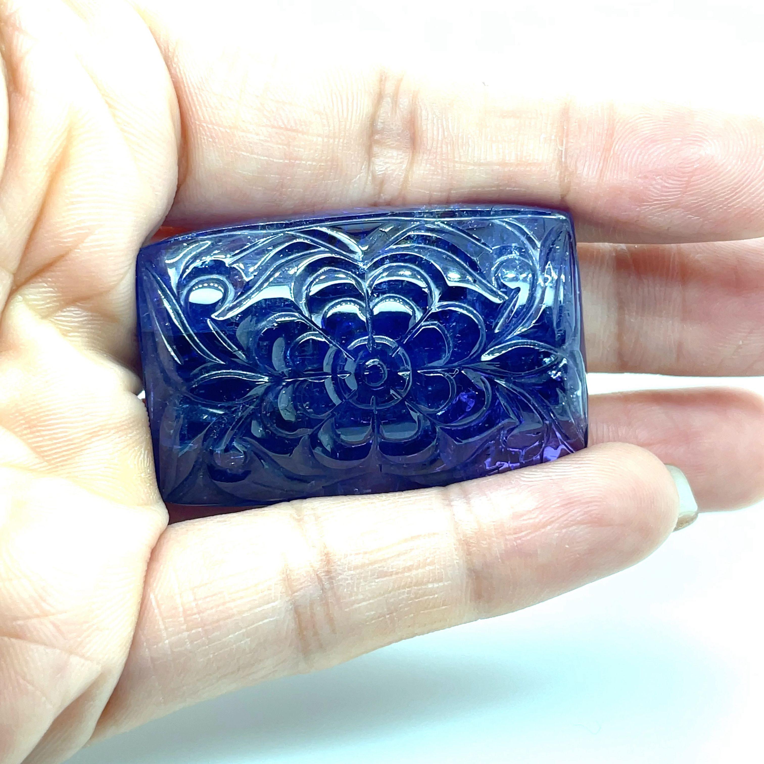 Carved Flower Rectangular Tanzanite Cts 176.08 For Sale 5