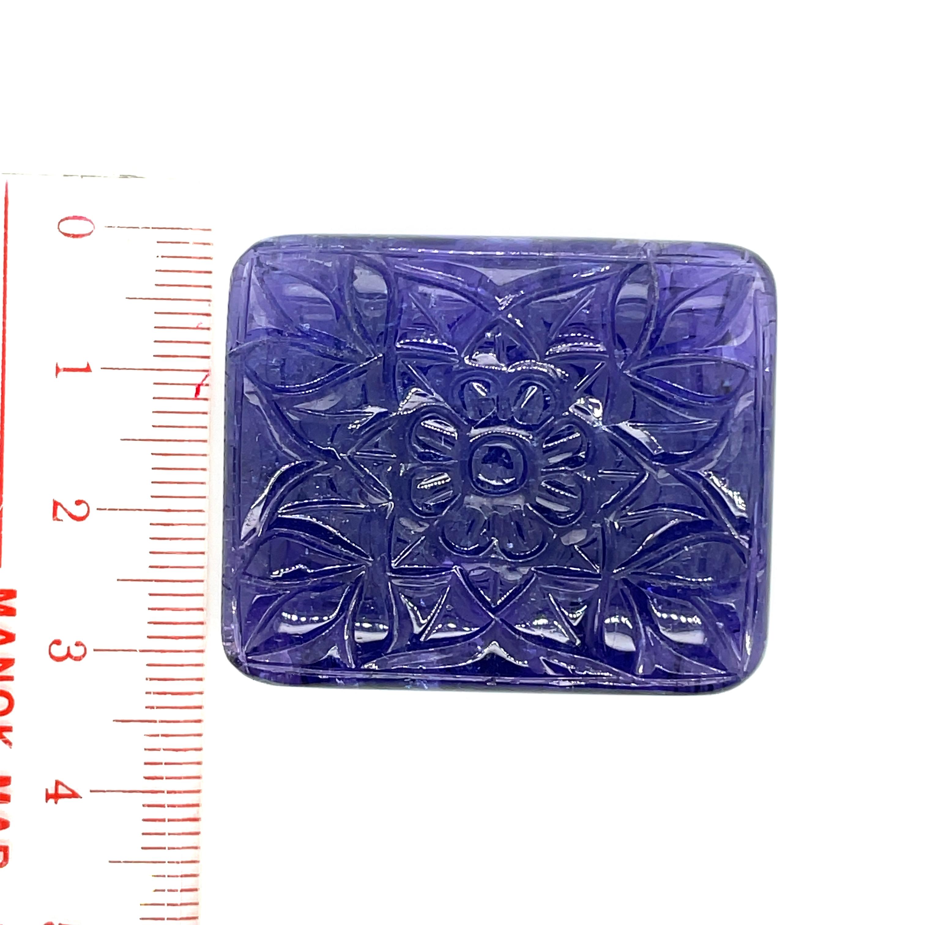 Carved Flower Tanzanite Cts 126.36 In New Condition For Sale In Hong Kong, HK