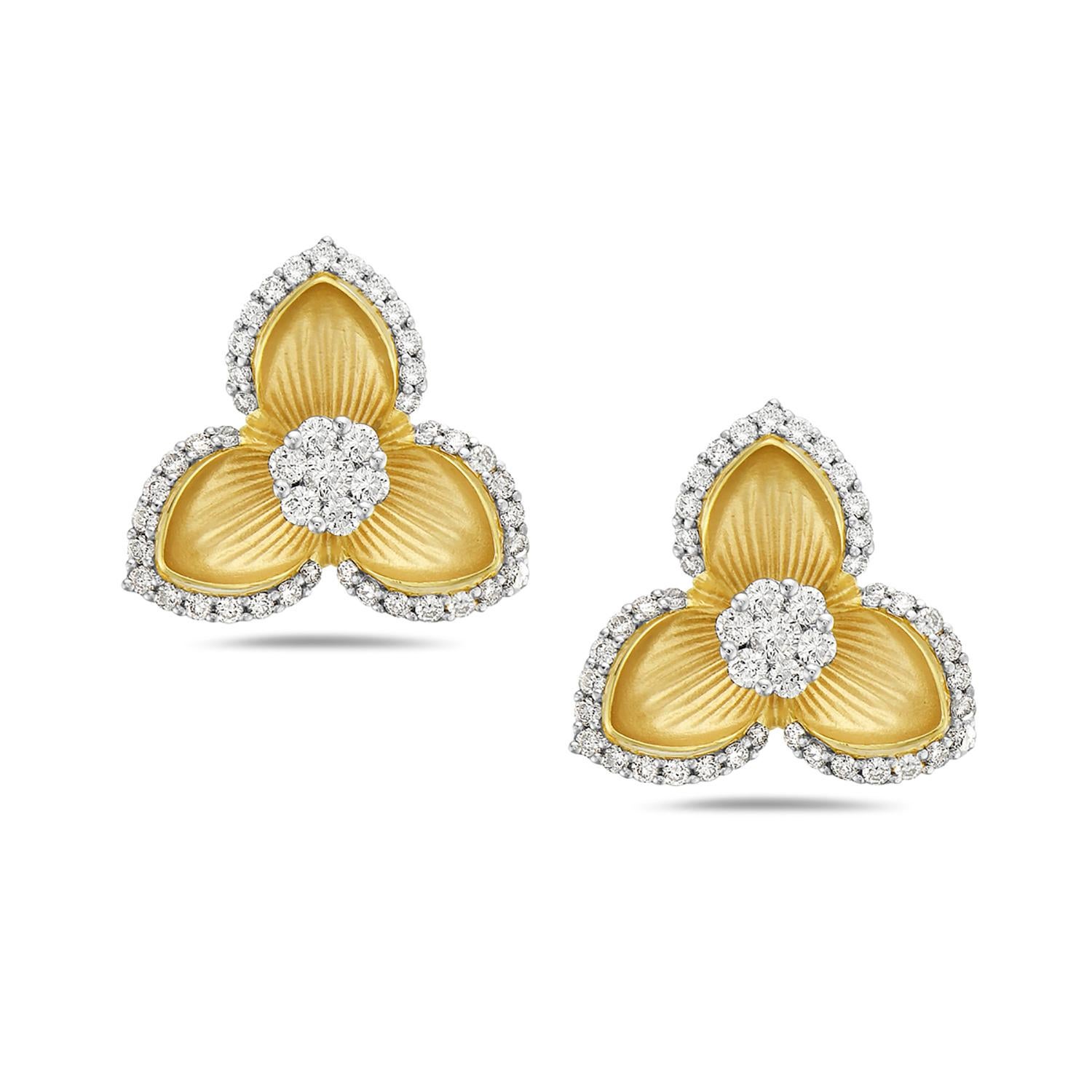Carved Flower's Petals Shaped Earrings Made in 14k Yellow Gold with Diamonds In New Condition For Sale In New York, NY
