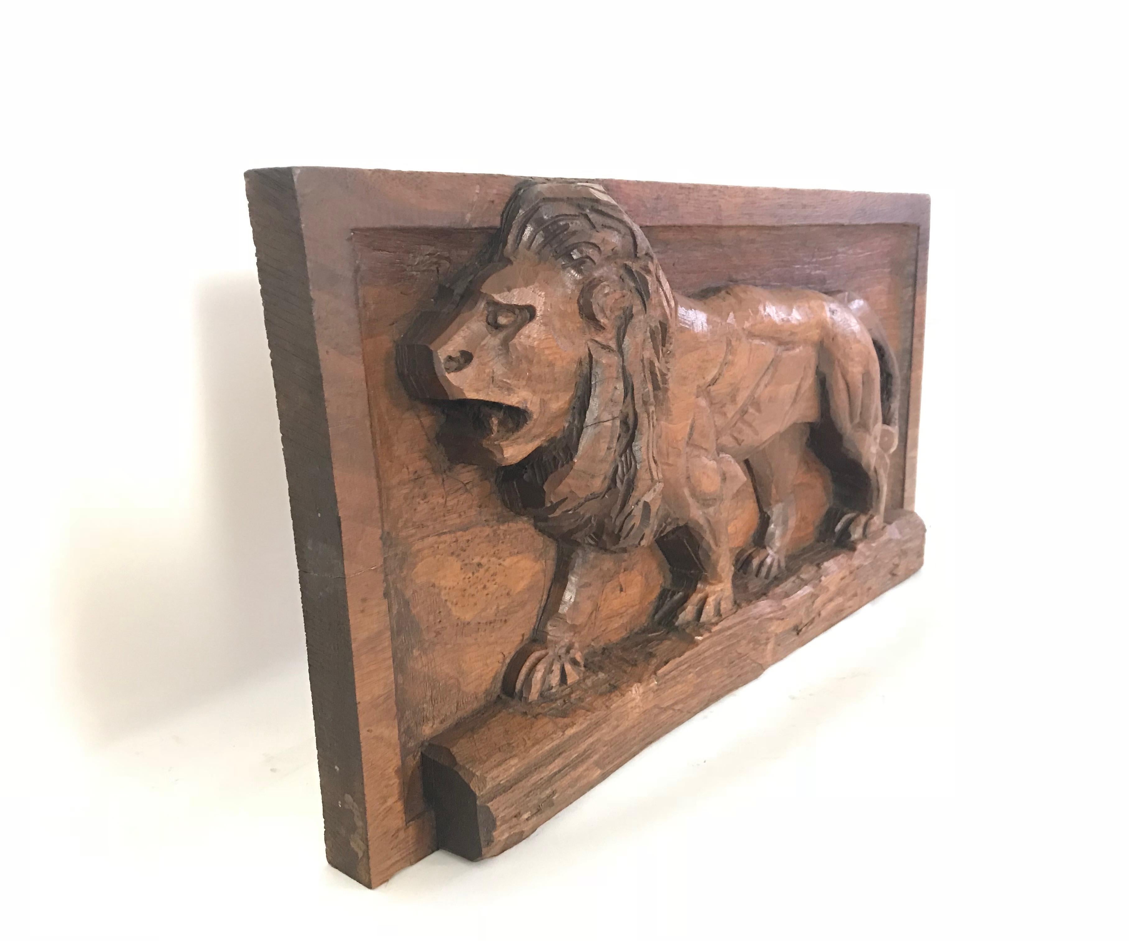 Carved Folk Art Relief Plaque of a Lion In Good Condition In Seattle, WA