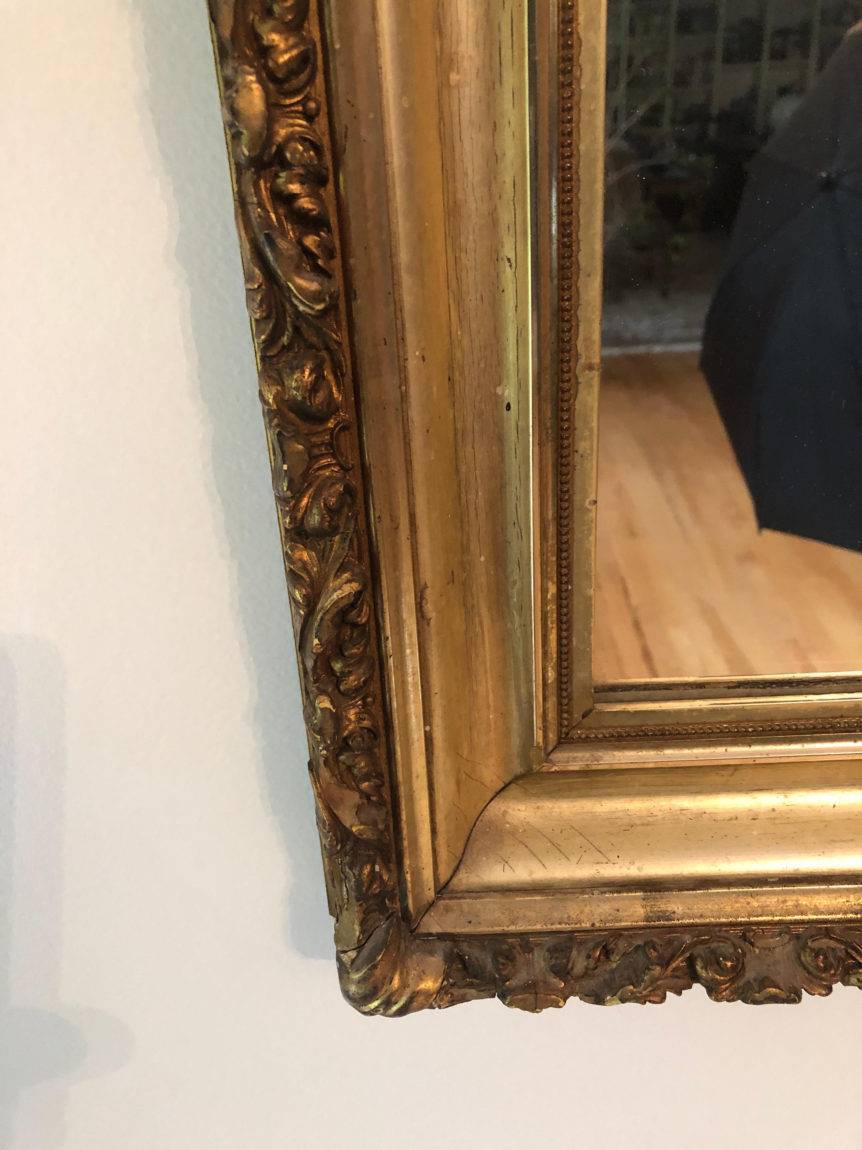 20th Century Carved French Giltwood Mirror For Sale