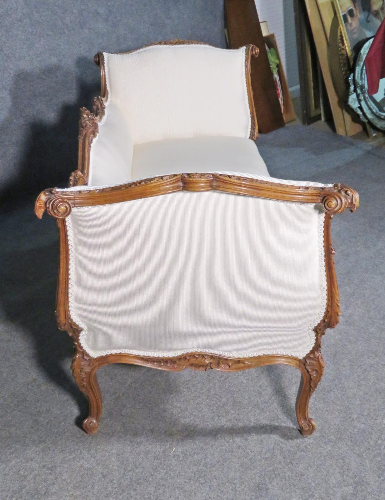 Carved French Louis XV Walnut Settee Canape Sofa, circa 1890s 1