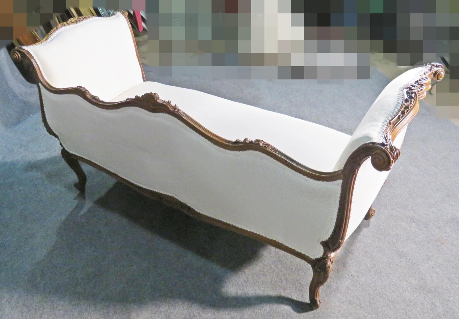 Carved French Louis XV Walnut Settee Canape Sofa, circa 1890s 2