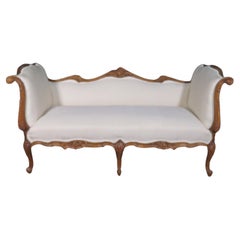 Carved French Louis XV Walnut Settee Canape Sofa, circa 1890s
