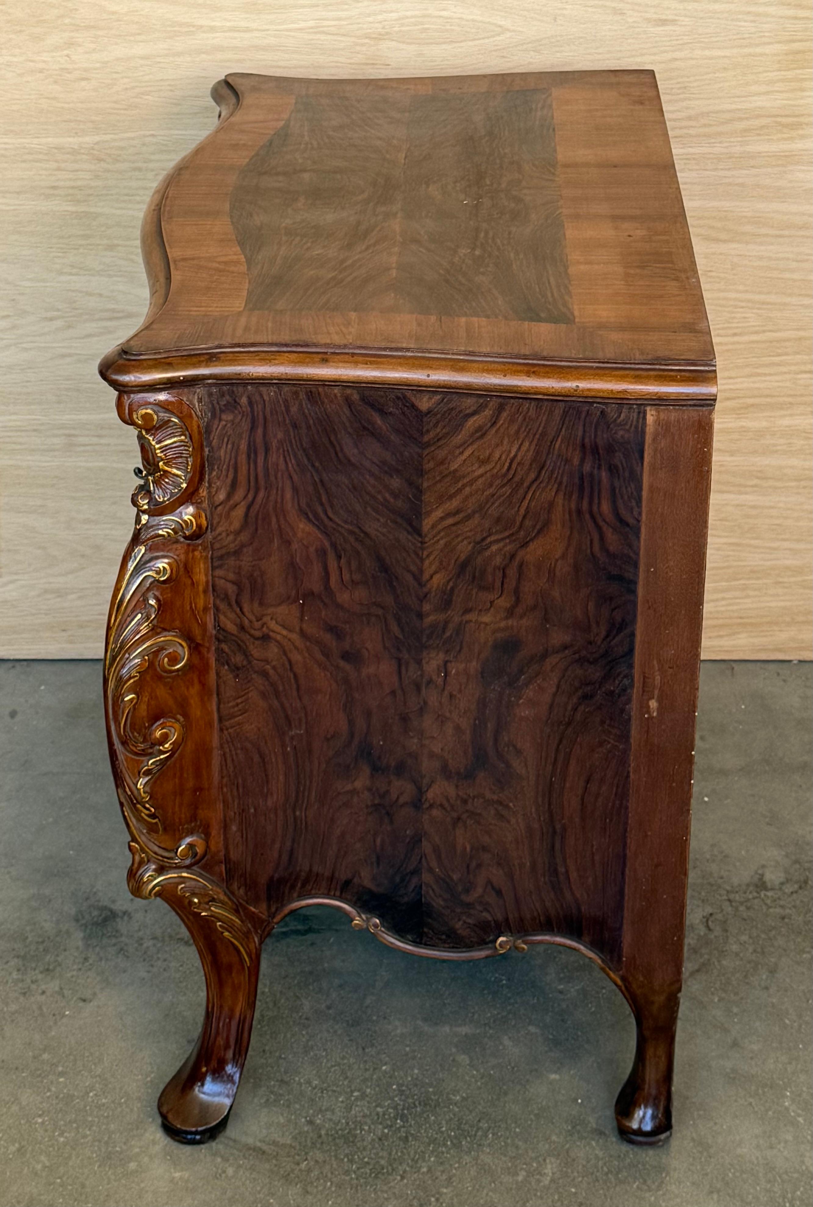 Noyer Carved French Nightstands or Commodes with doors Burl Walnut, 1930s, Set of 2 en vente