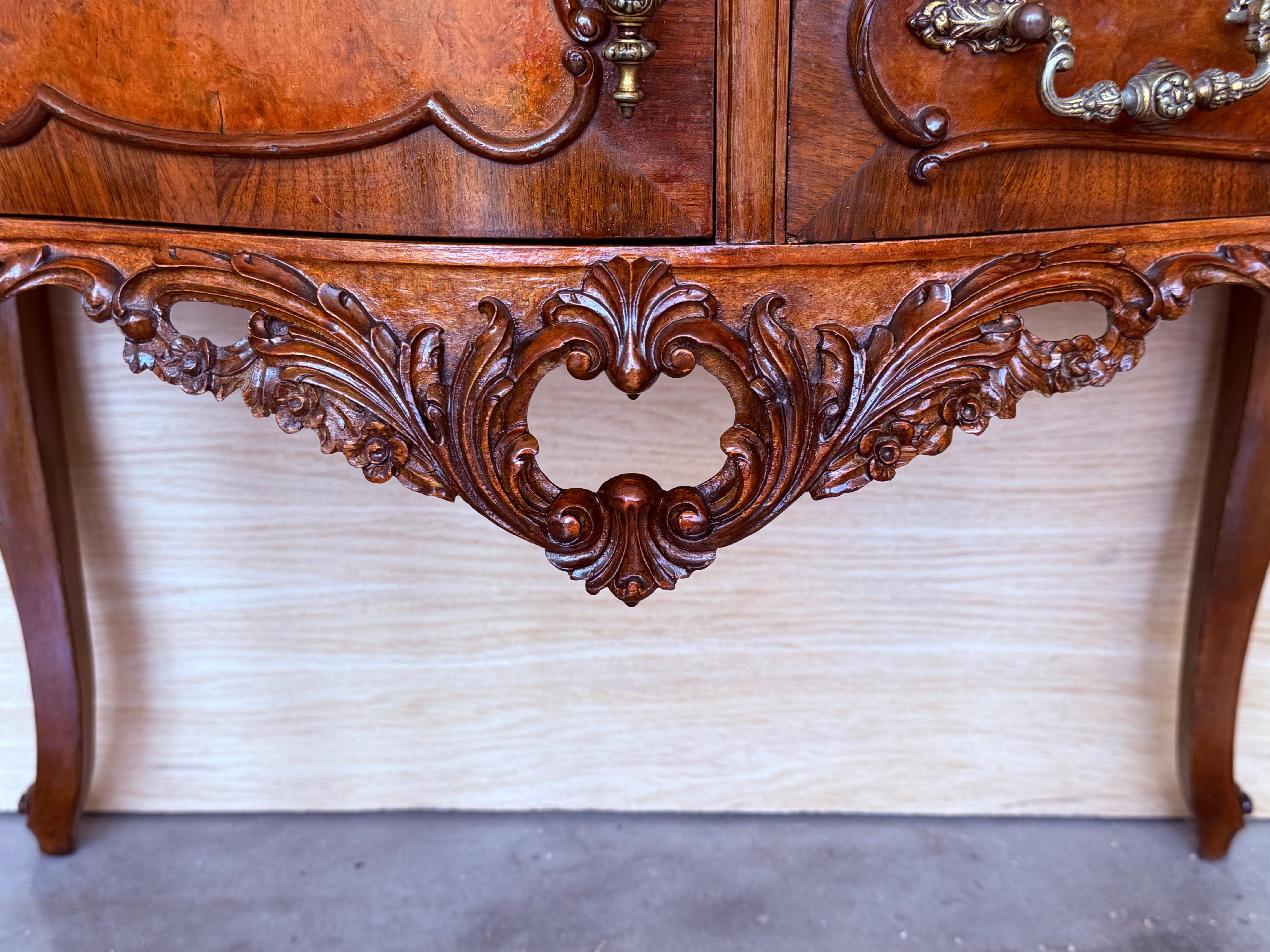 Carved French Nightstands with doors and Marble Top, 1930s, Set of 2 For Sale 8