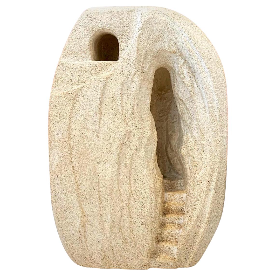 Lampada in pietra francese intagliata