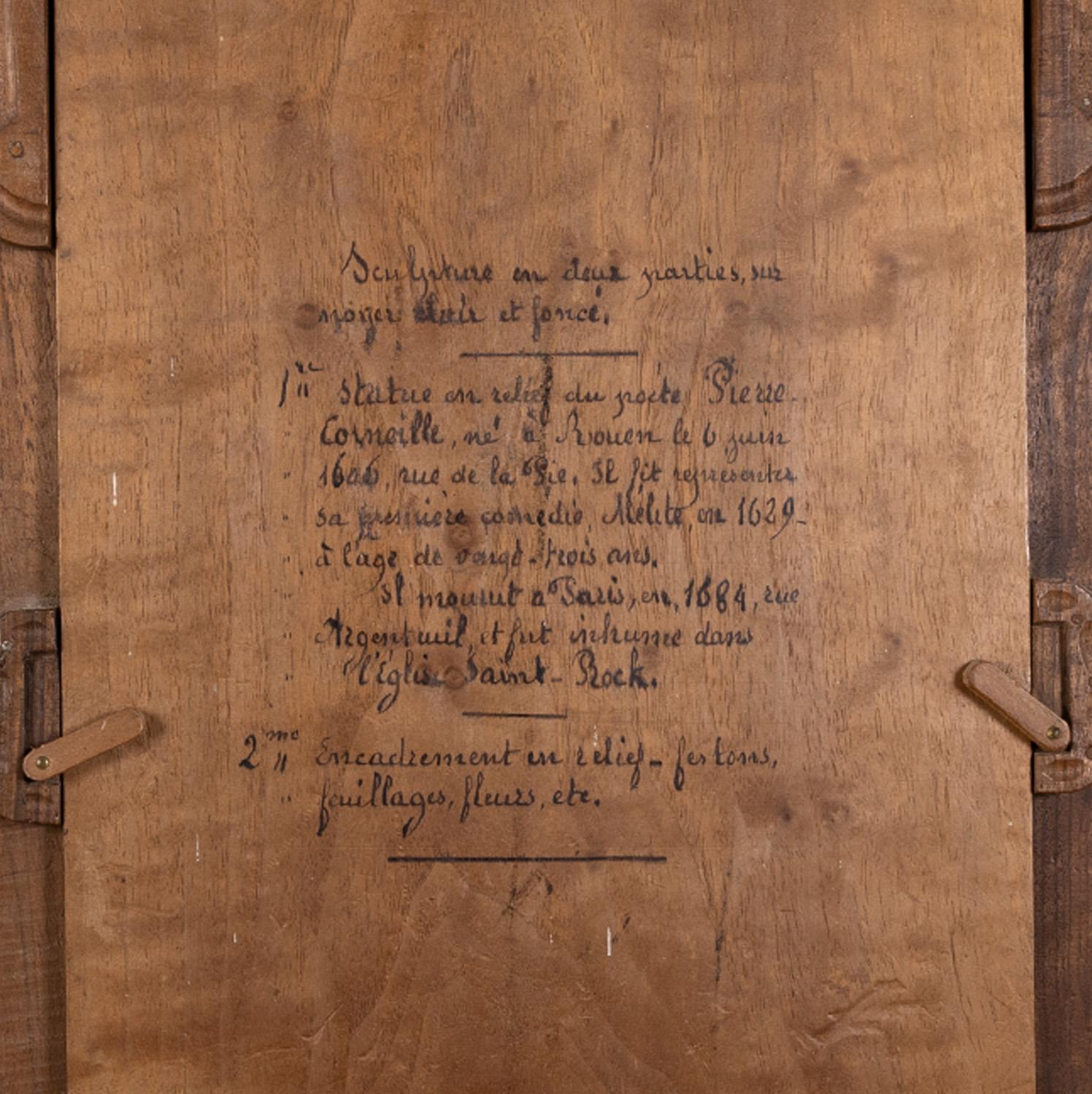 Geschnitzte Tafel aus französischem Nussbaumholz - Dramatiker Pierre Corneille (1606-1684), datiert 1887 im Angebot 5