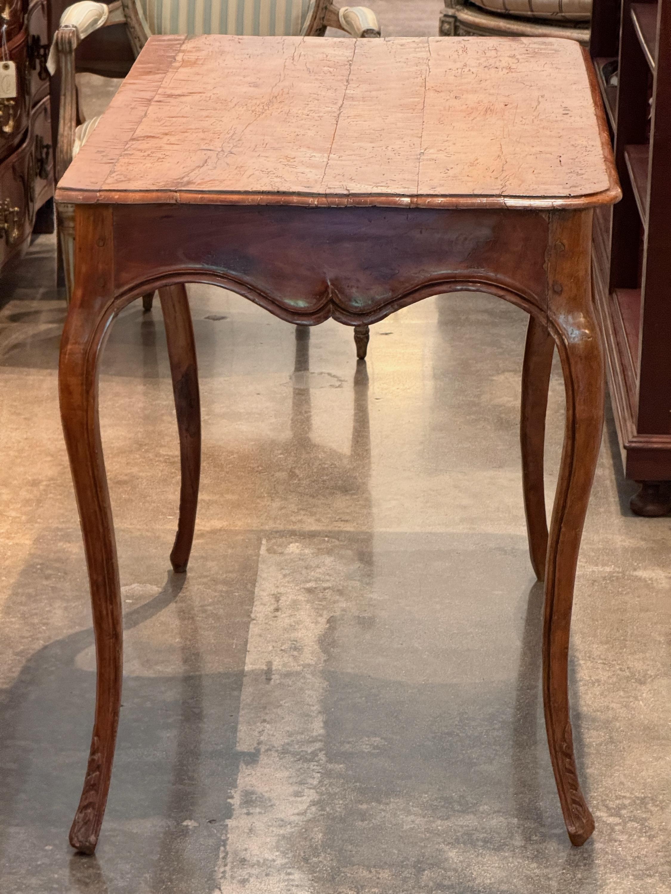 Carved Fruitwood 18th Century Table For Sale 3