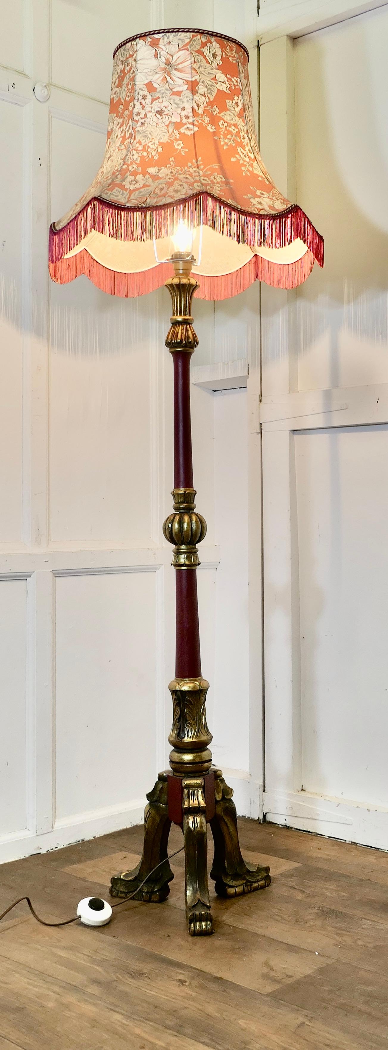 Rococo Revival Carved Gilt and Painted Baroque Floor Lamp  This is a very decorative piece For Sale