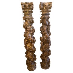Colonnes en bois sculpté et doré du 18e siècle