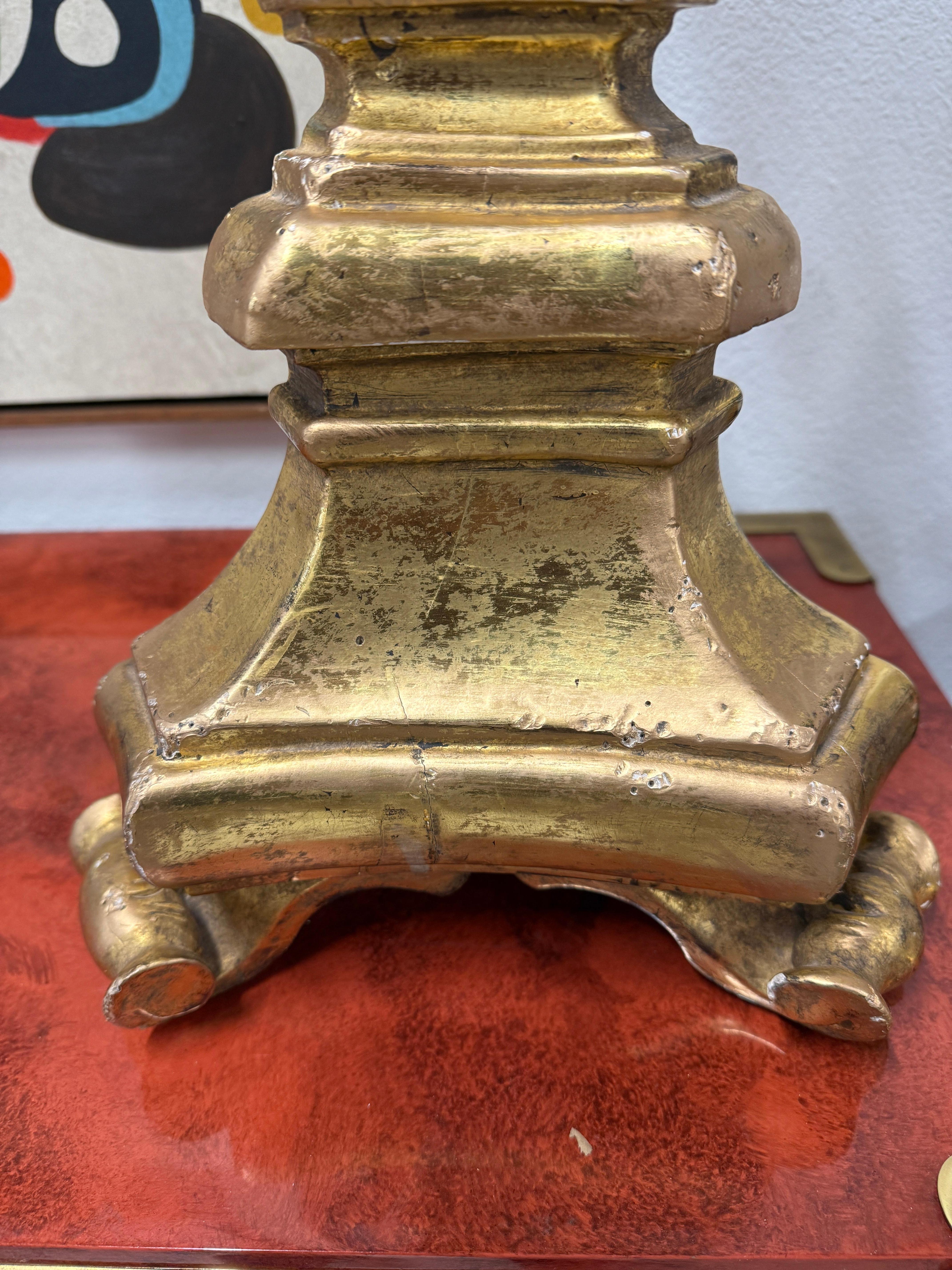 Carved Gilt Wood Italian Tall Lamps For Sale 11