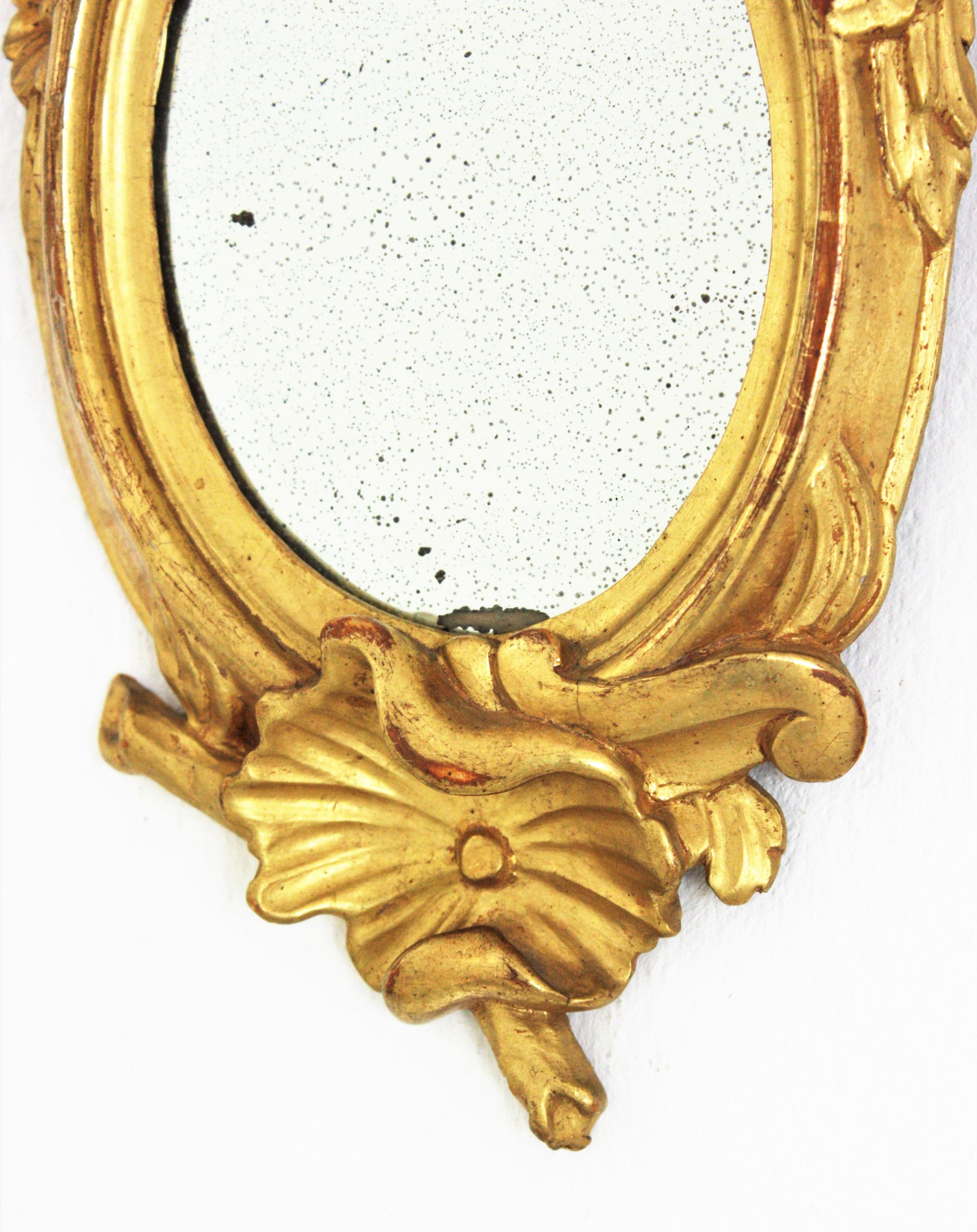Spagnolo Specchio Art Carved in legno dorato in stile liberty in scala ridotta in vendita