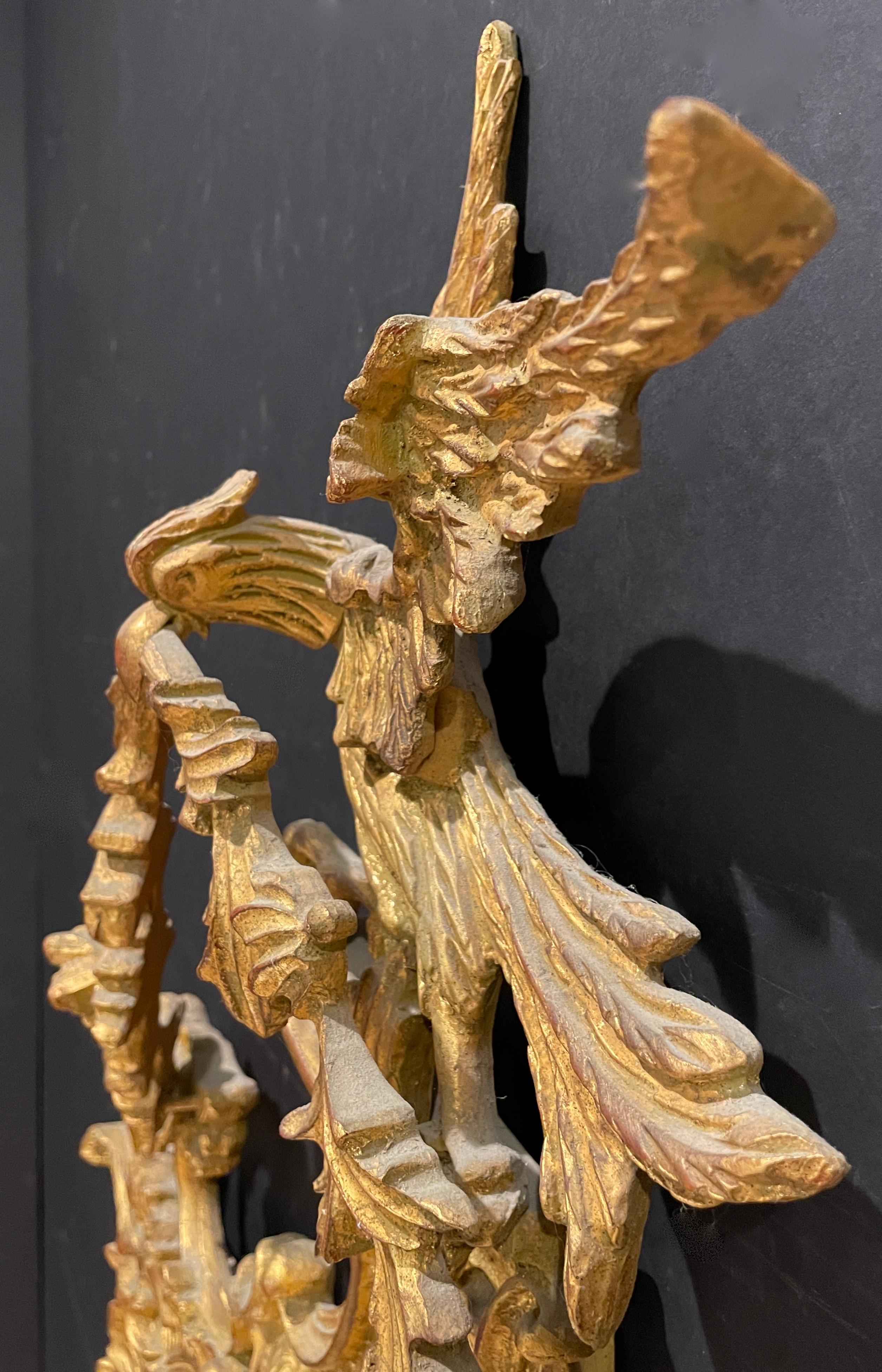 Miroir Chippendale Chinoiserie en bois doré sculpté Bon état - En vente à Norwood, NJ