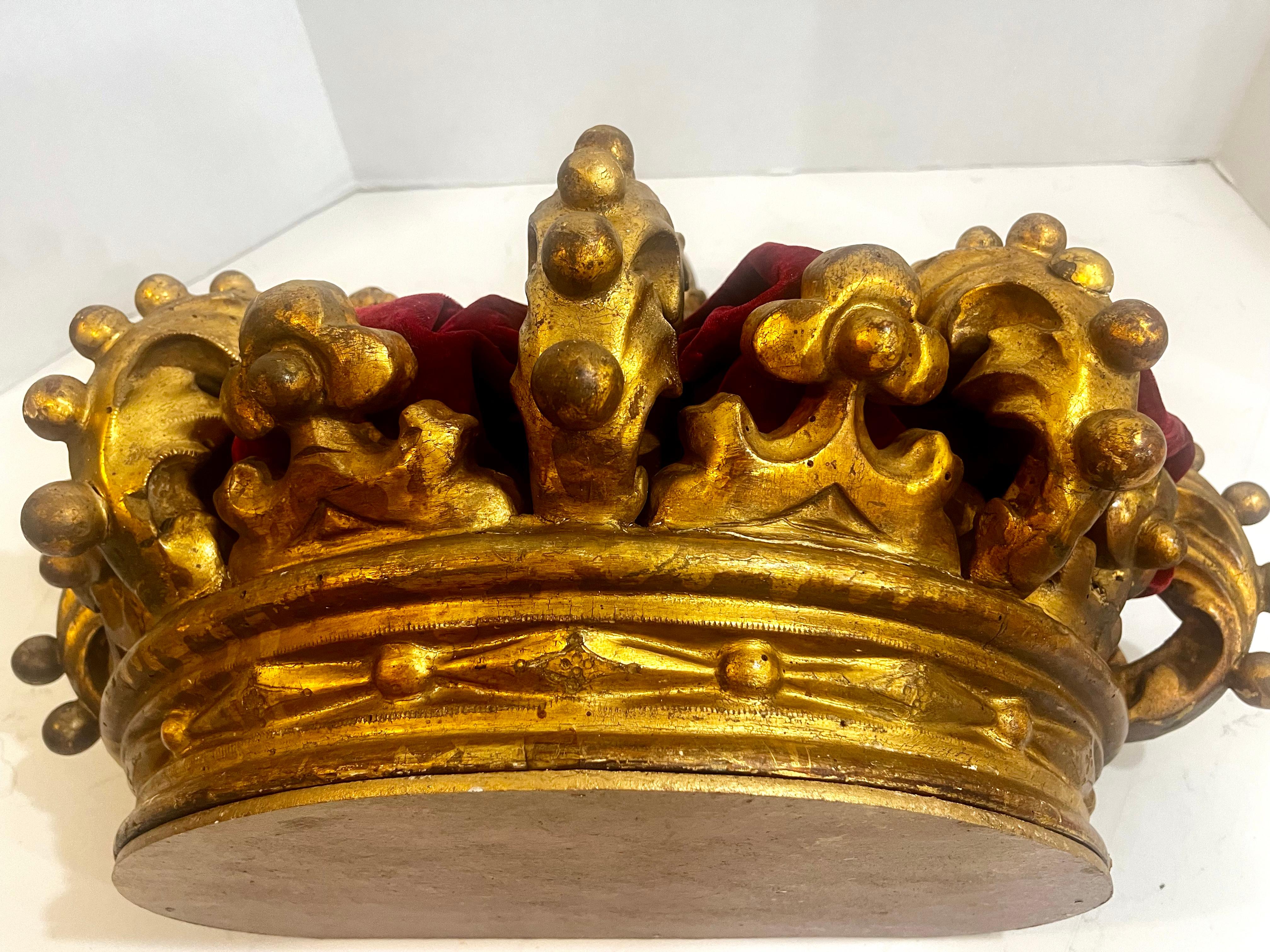 Carved Giltwood Corona or Baldachin For Sale 6