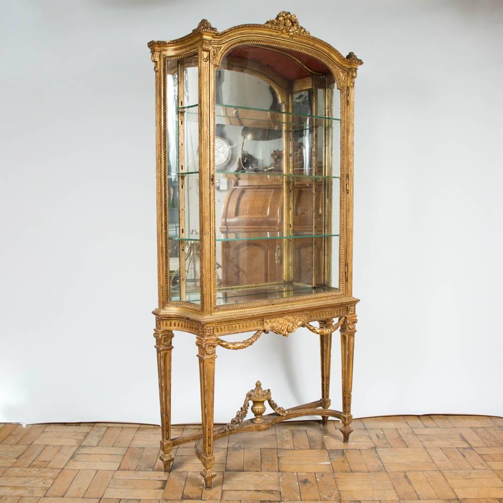 Carved Giltwood Display Cabinet For Sale 3