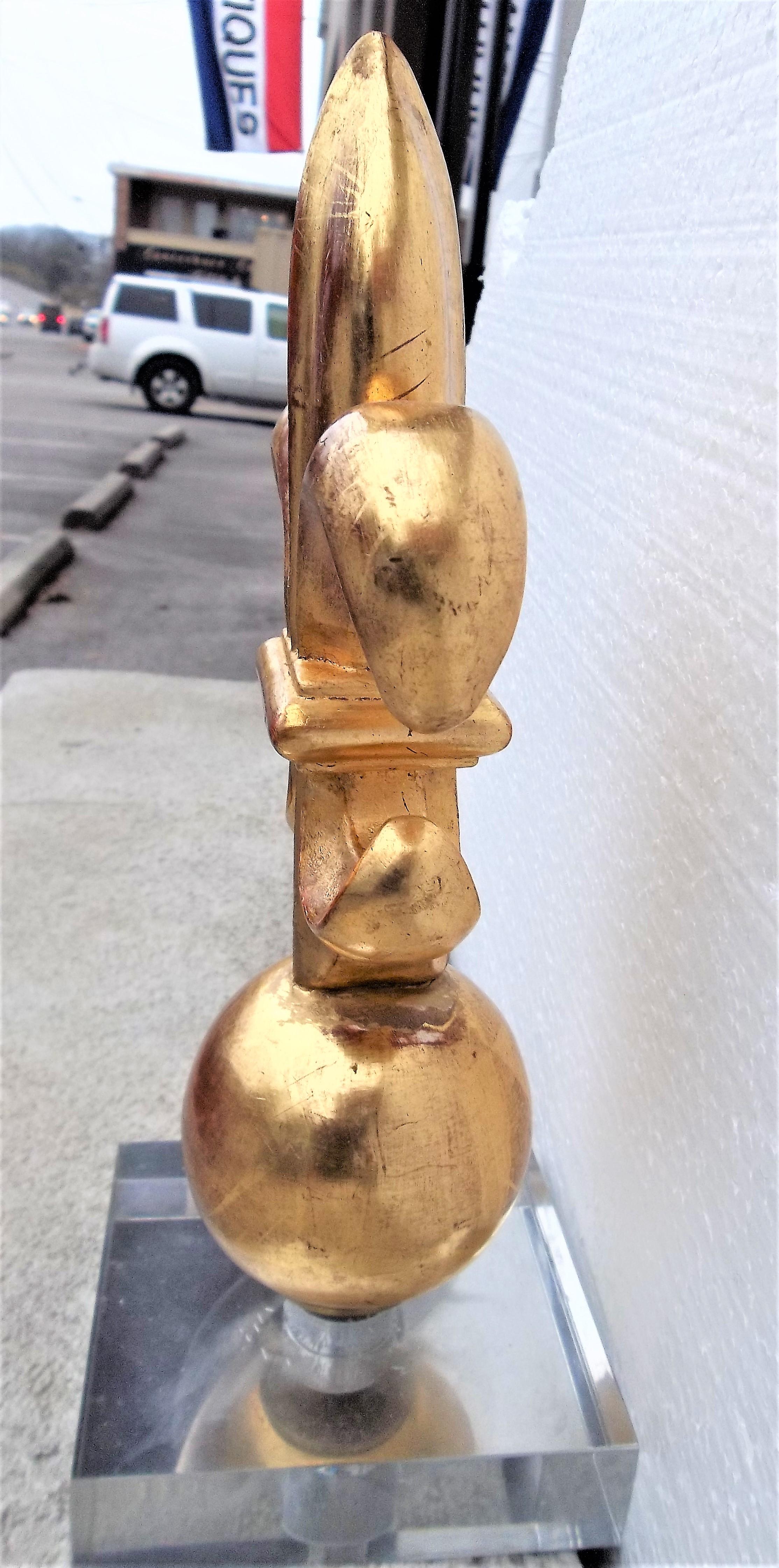 Carved Giltwood Fleur-de-lys Water Gilt Architectural Fragment on Acrylic Base 2