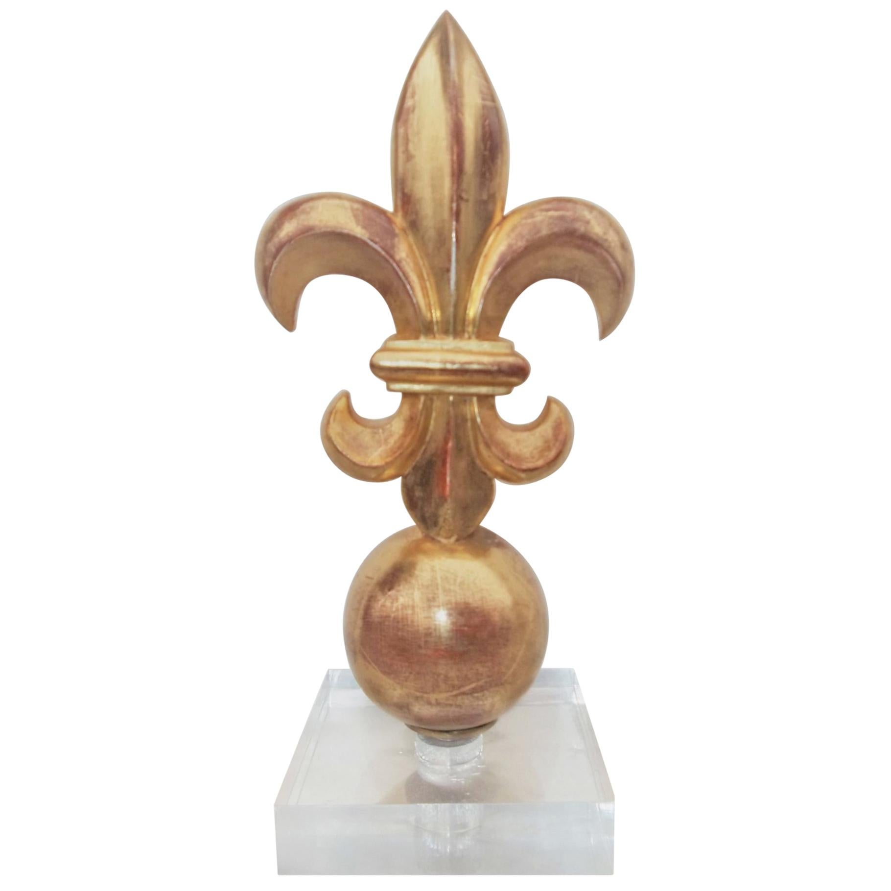 Carved Giltwood Fleur-de-lys Water Gilt Architectural Fragment on Acrylic Base