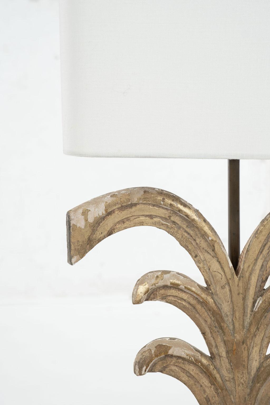 Hand-Painted Carved Giltwood Fragment Lamp For Sale