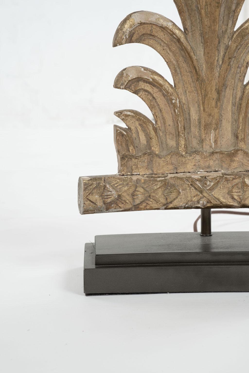 Carved Giltwood Fragment Lamp In Fair Condition For Sale In Houston, TX