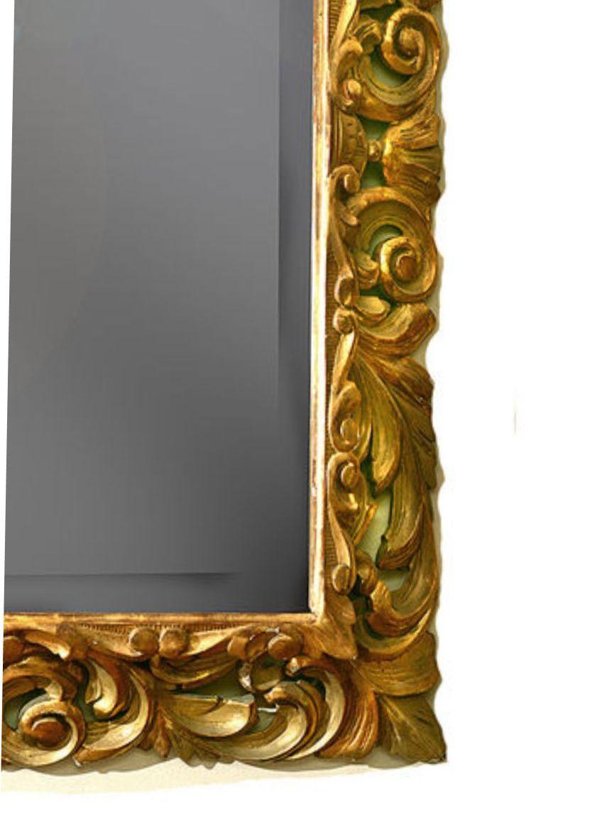 Carved Giltwood Framed Bevelled Mirror In Good Condition For Sale In Hemel Hempstead, Hertfordshire