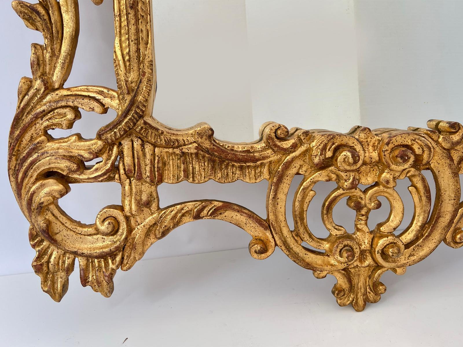 Carved Giltwood George III Style Mirror with Pagoda Pediment For Sale 2